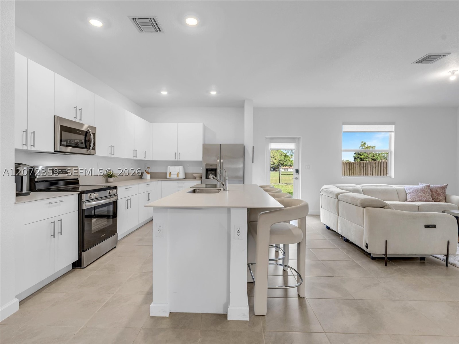 2832 SE 23rd Ave, Homestead FL 33035