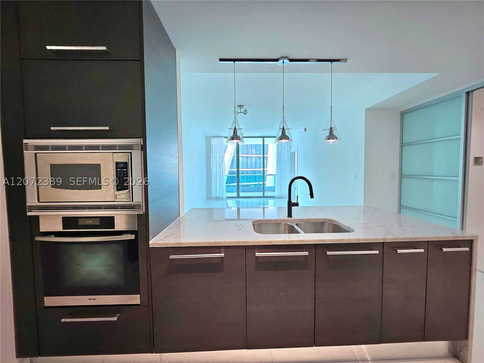 900 Biscayne Blvd #4210, Miami FL 33132