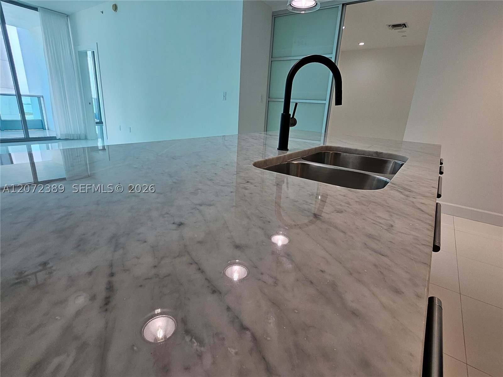 900 Biscayne Blvd #4210, Miami FL 33132