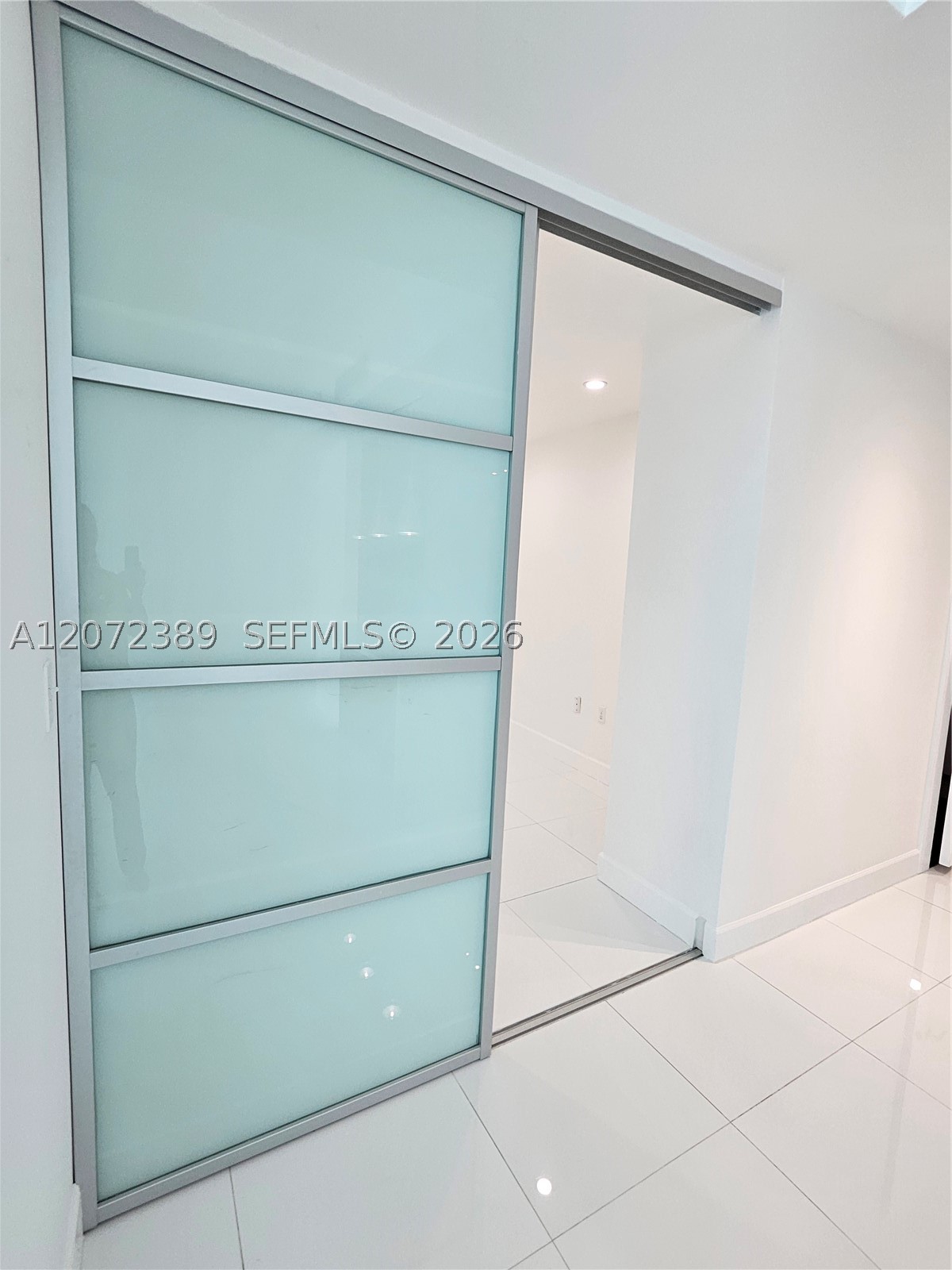 900 Biscayne Blvd #4210, Miami FL 33132