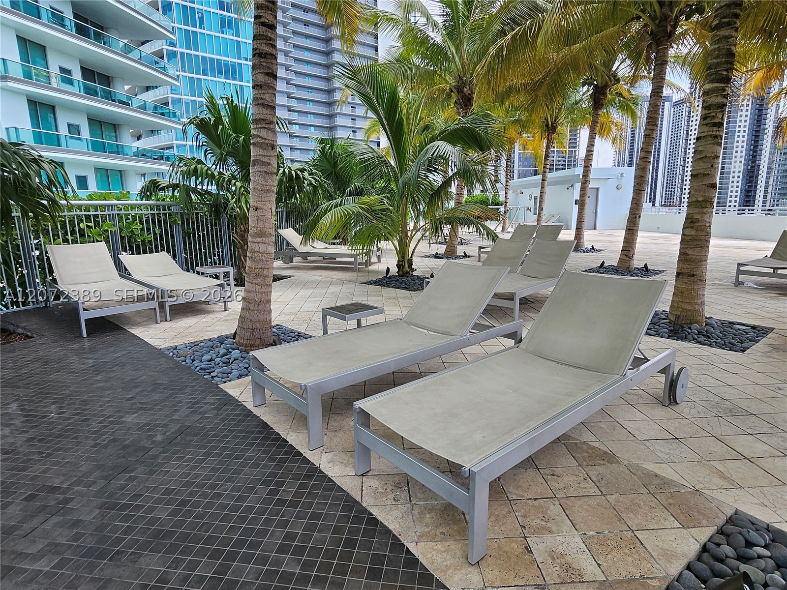 900 Biscayne Blvd #4210, Miami FL 33132