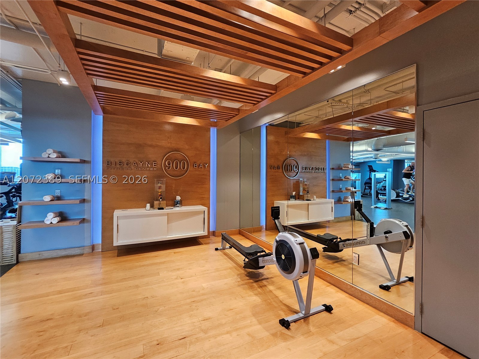 900 Biscayne Blvd #4210, Miami FL 33132