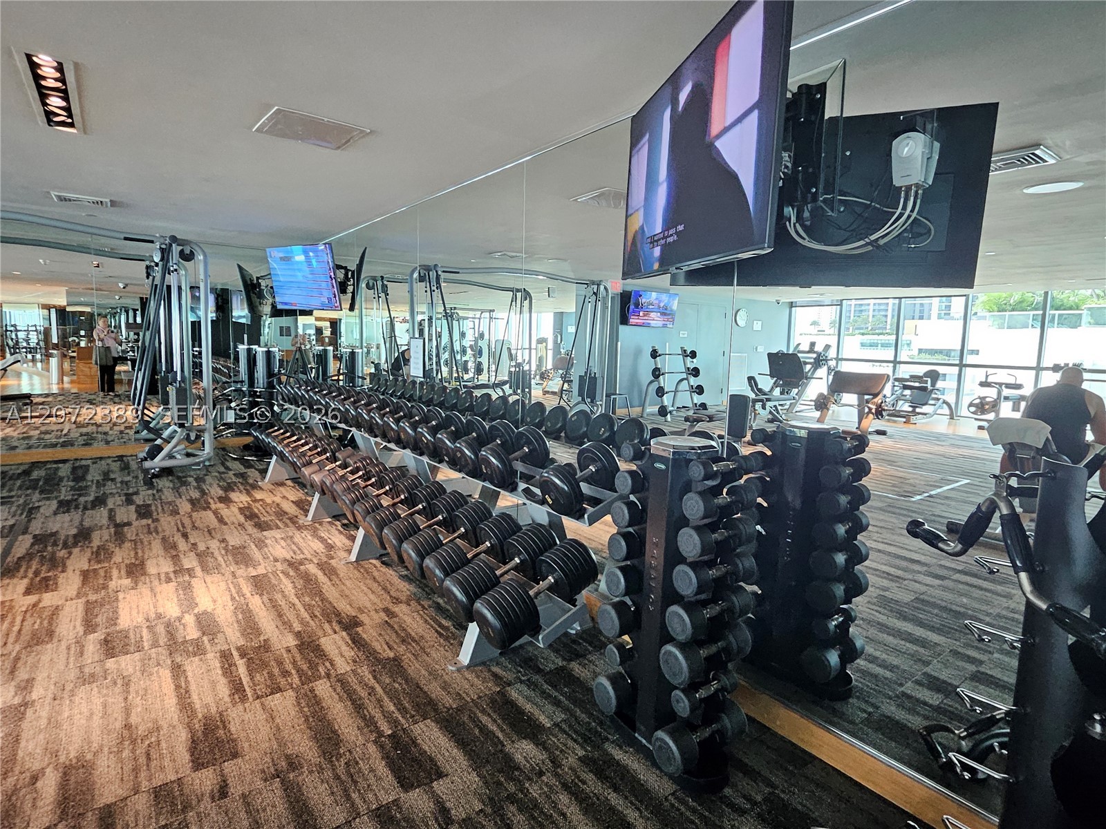 900 Biscayne Blvd #4210, Miami FL 33132