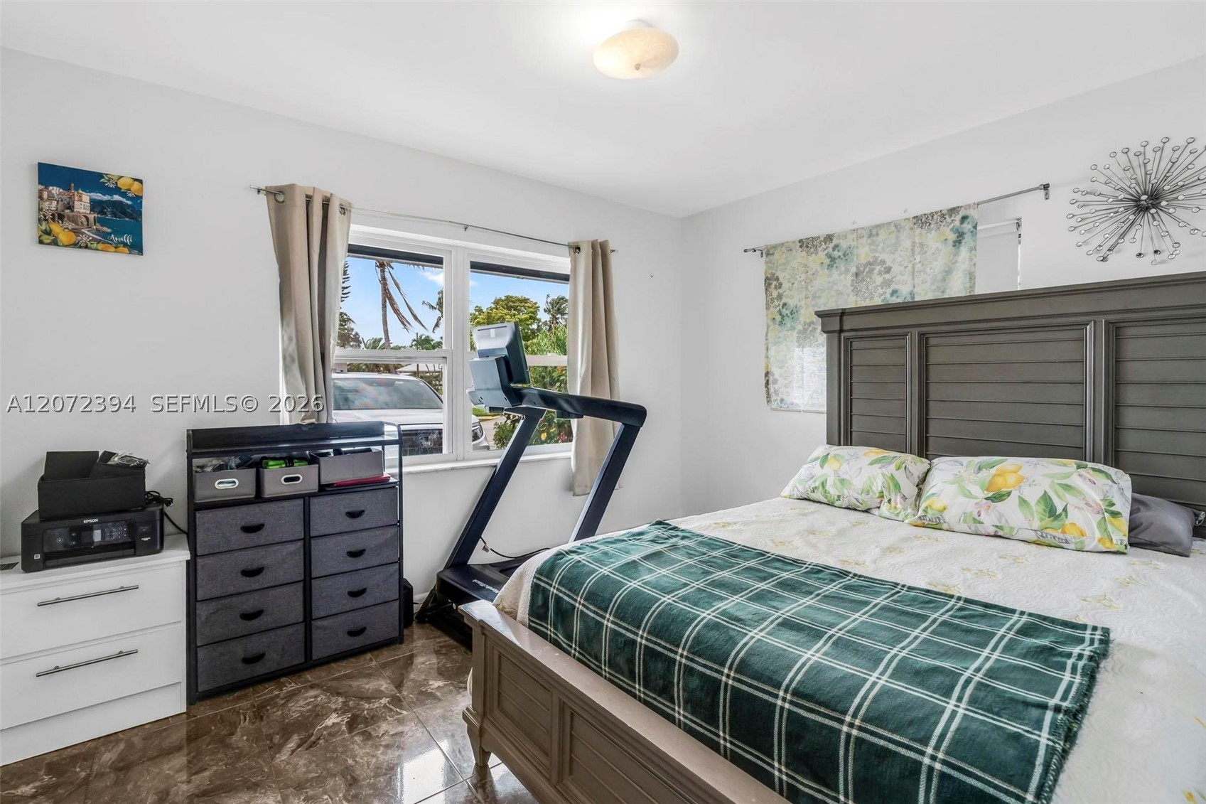 7211 NW 76th St, Tamarac FL 33321