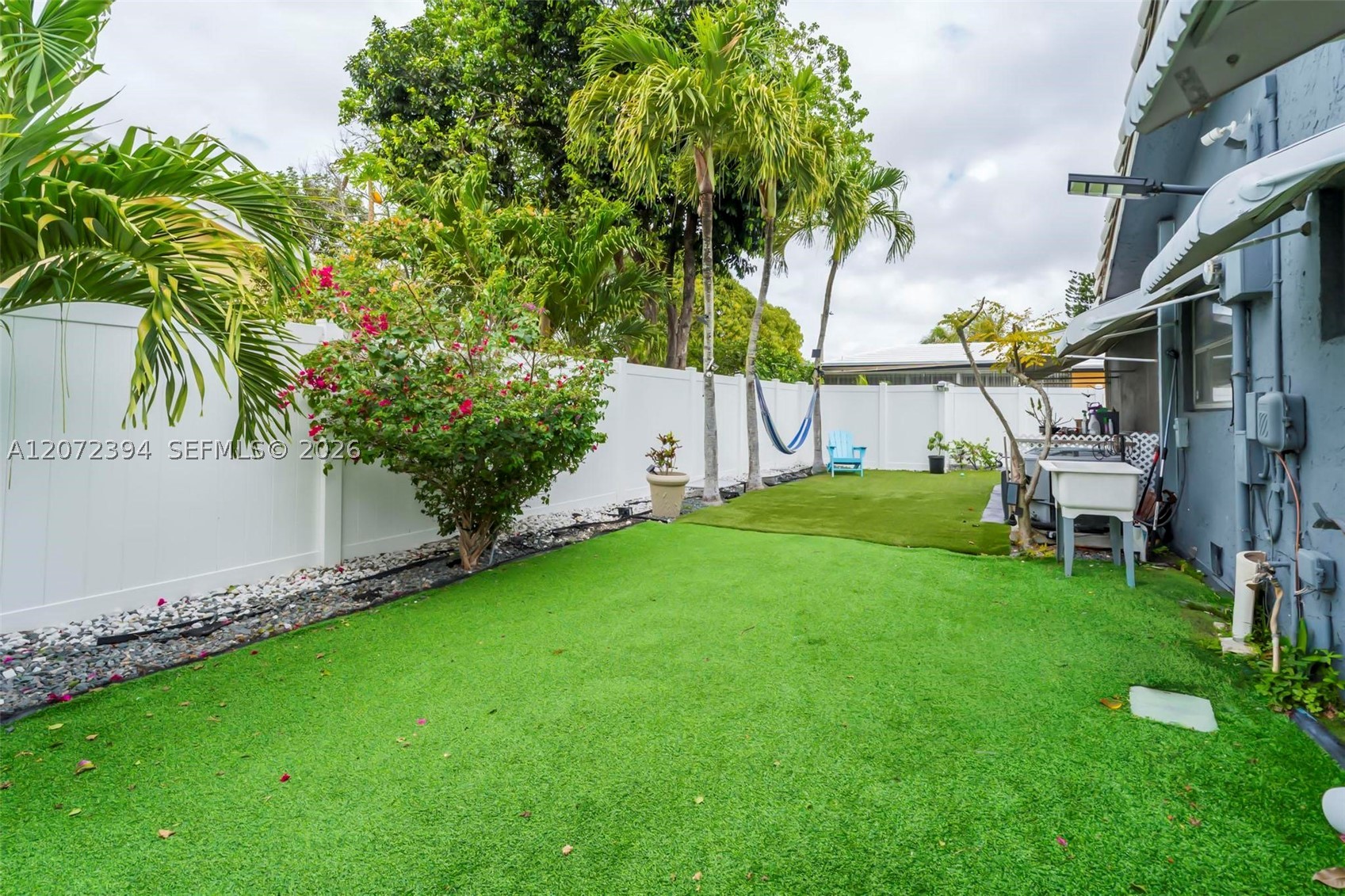 7211 NW 76th St, Tamarac FL 33321