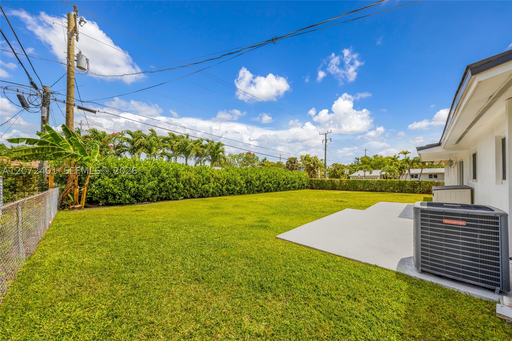 8801 SW 17th St, Miami FL 33165