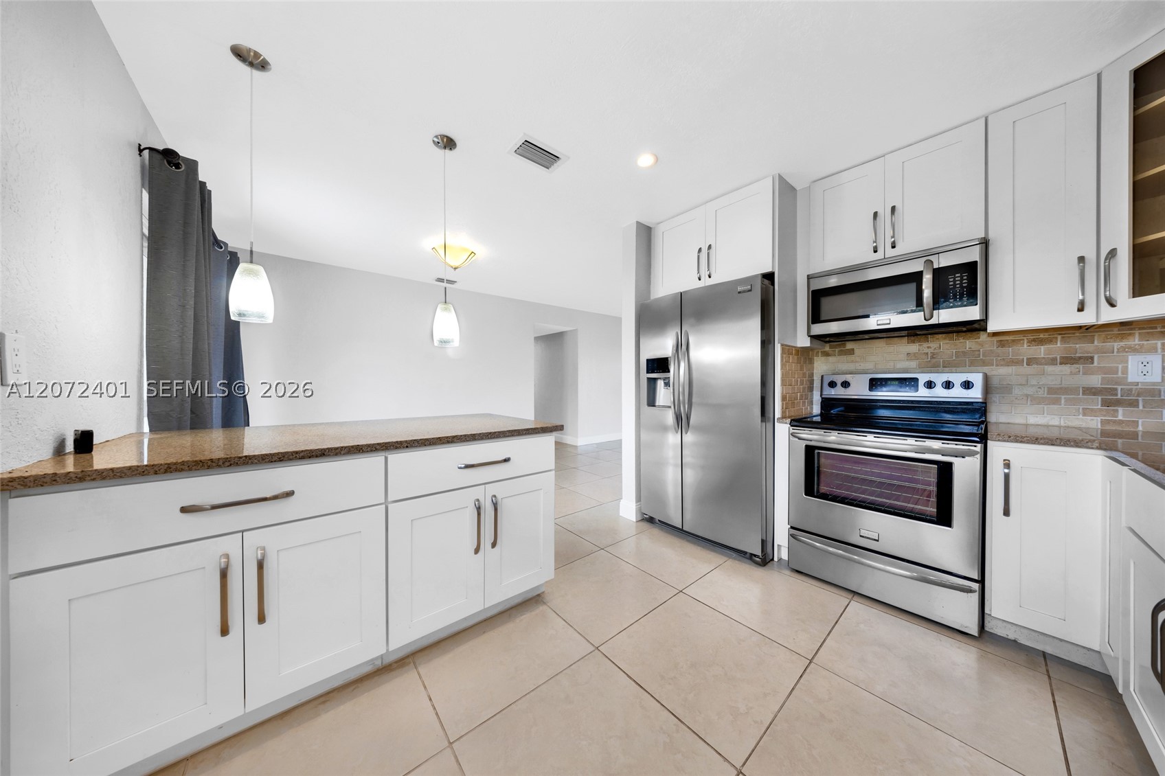 8801 SW 17th St, Miami FL 33165