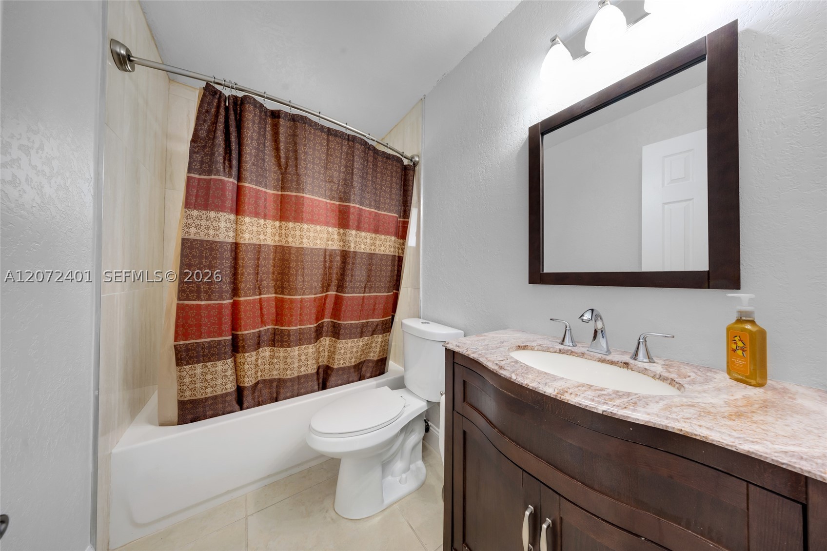 8801 SW 17th St, Miami FL 33165