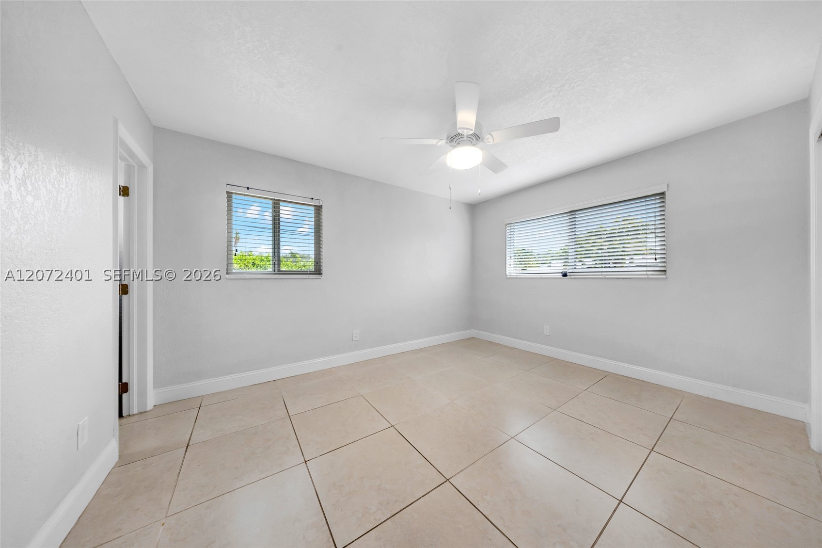 8801 SW 17th St, Miami FL 33165
