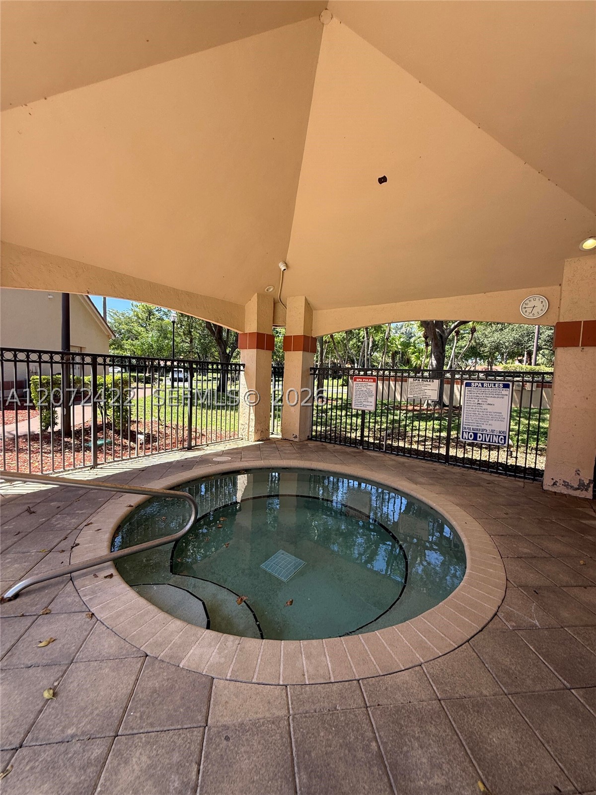 3450 N Pinewalk Dr N #421, Margate FL 33063