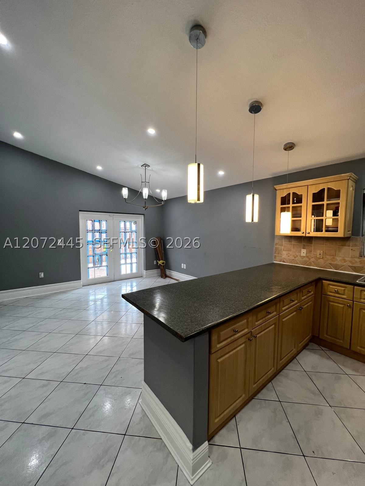 6978 W 25th Ave, Hialeah FL 33016