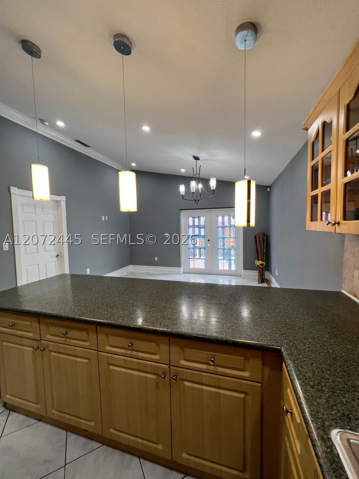 6978 W 25th Ave, Hialeah FL 33016