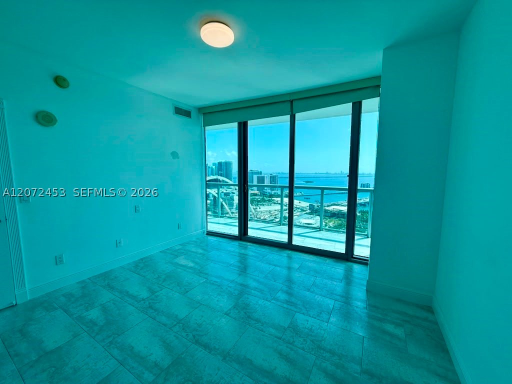 888 Biscayne Blvd #3611, Miami FL 33132