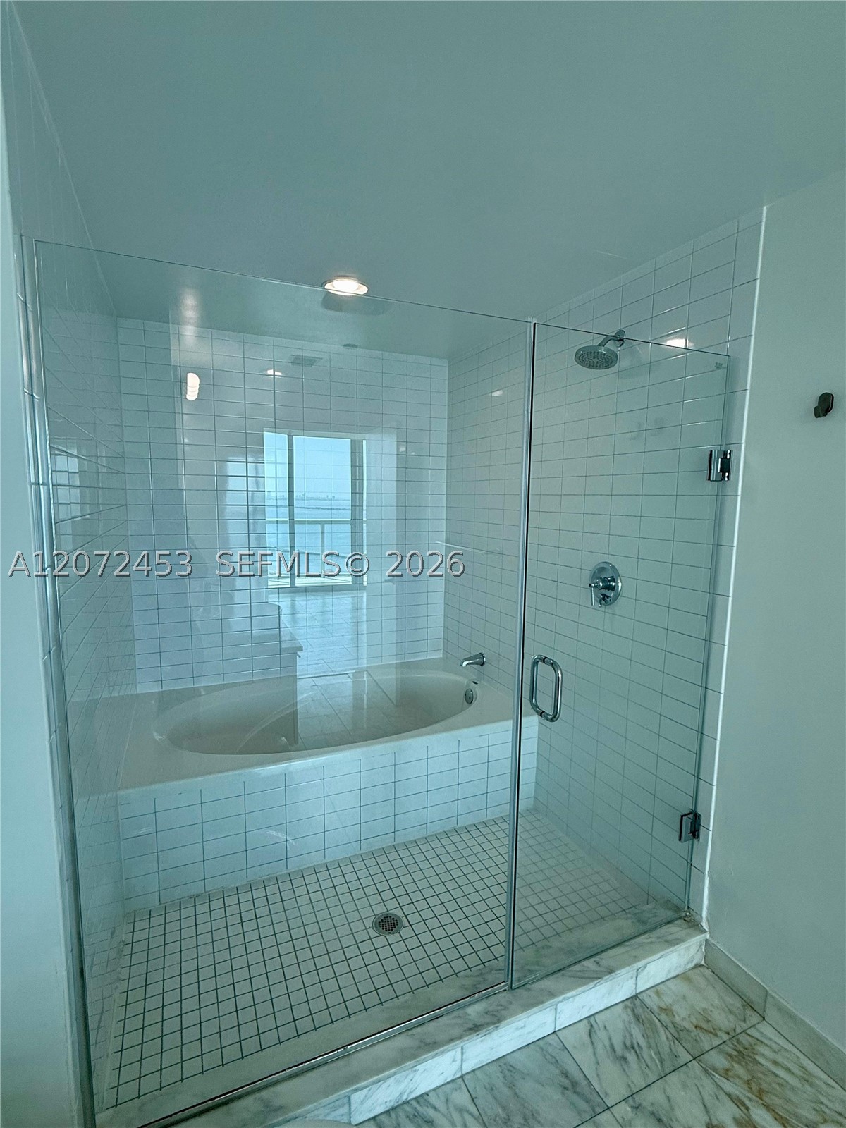 888 Biscayne Blvd #3611, Miami FL 33132