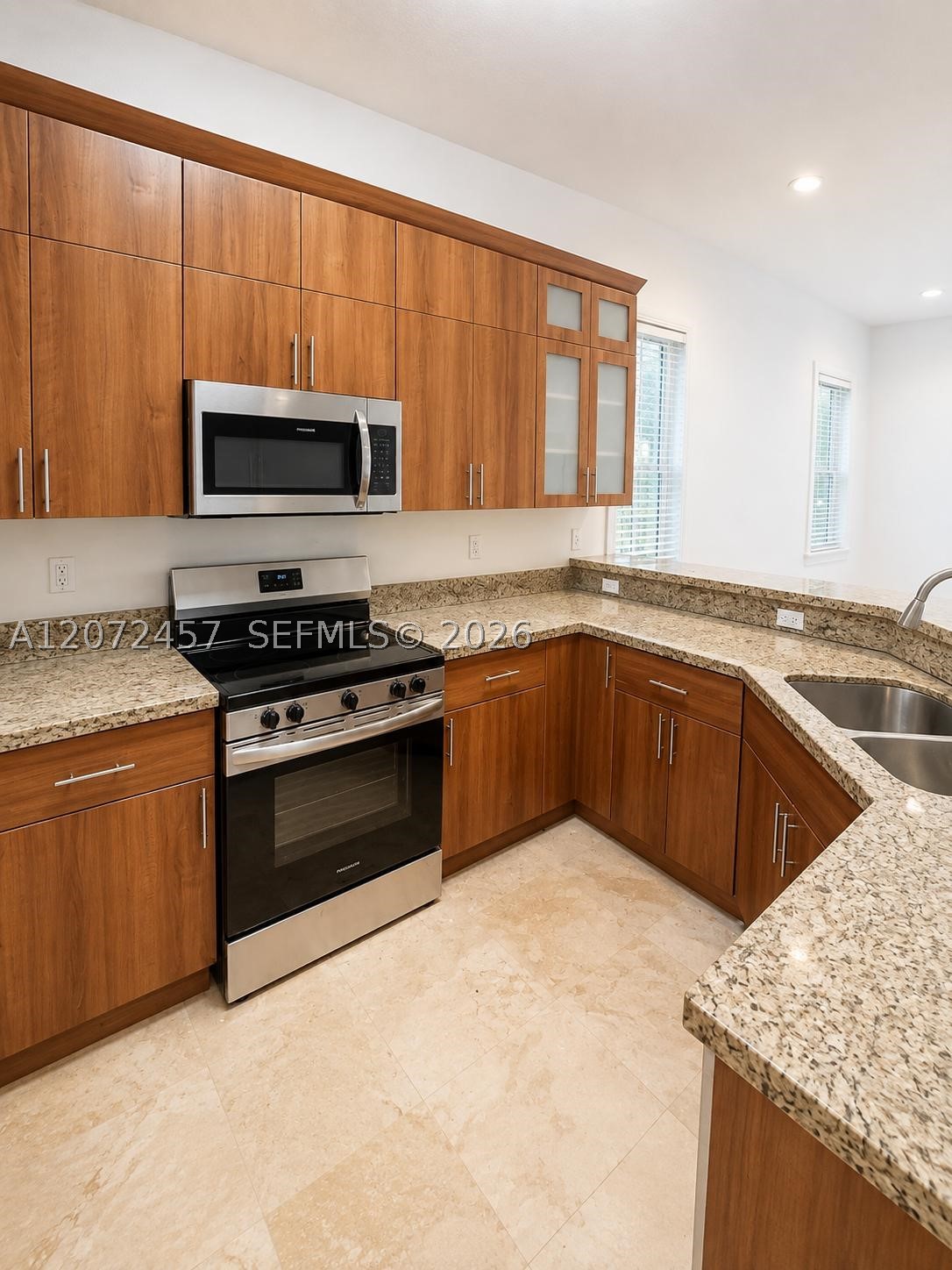 2286 SW 16th Ct #2286, Miami FL 33145