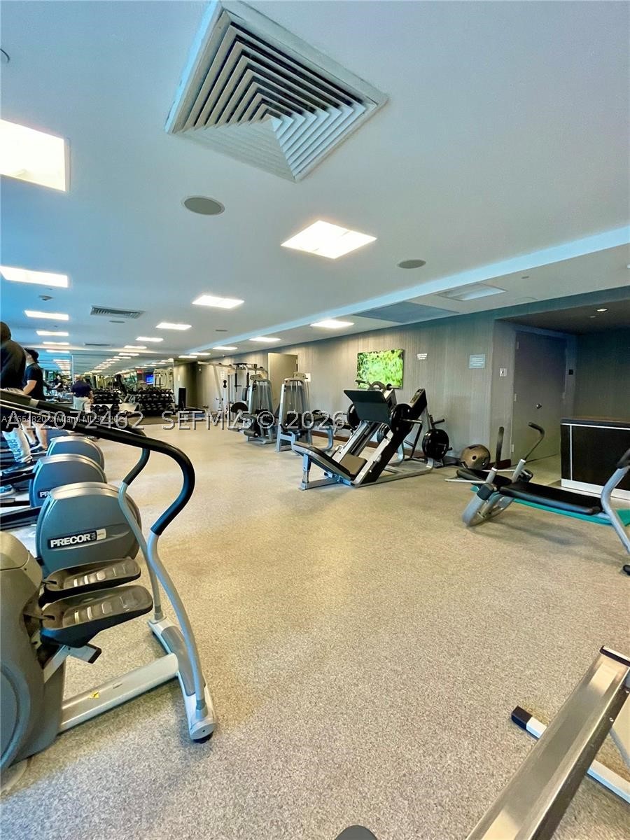 951 Brickell Ave #3403, Miami FL 33131