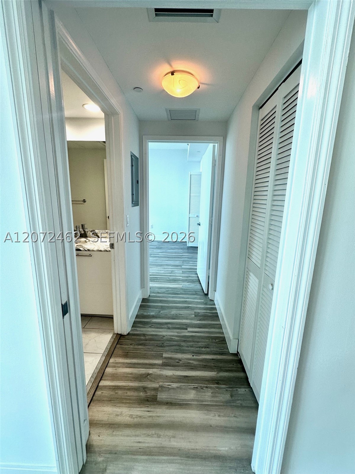 951 Brickell Ave #3403, Miami FL 33131