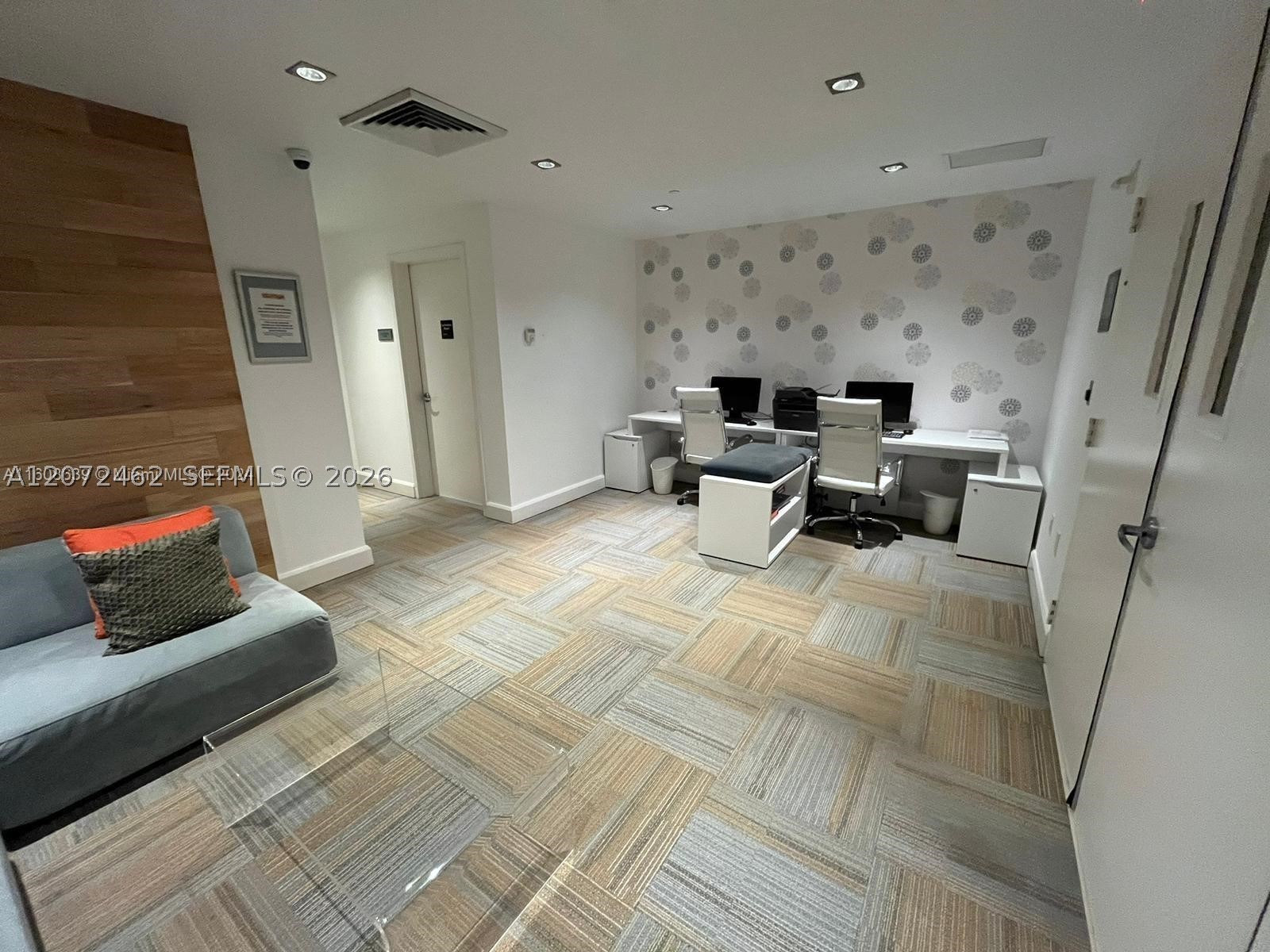 951 Brickell Ave #3403, Miami FL 33131