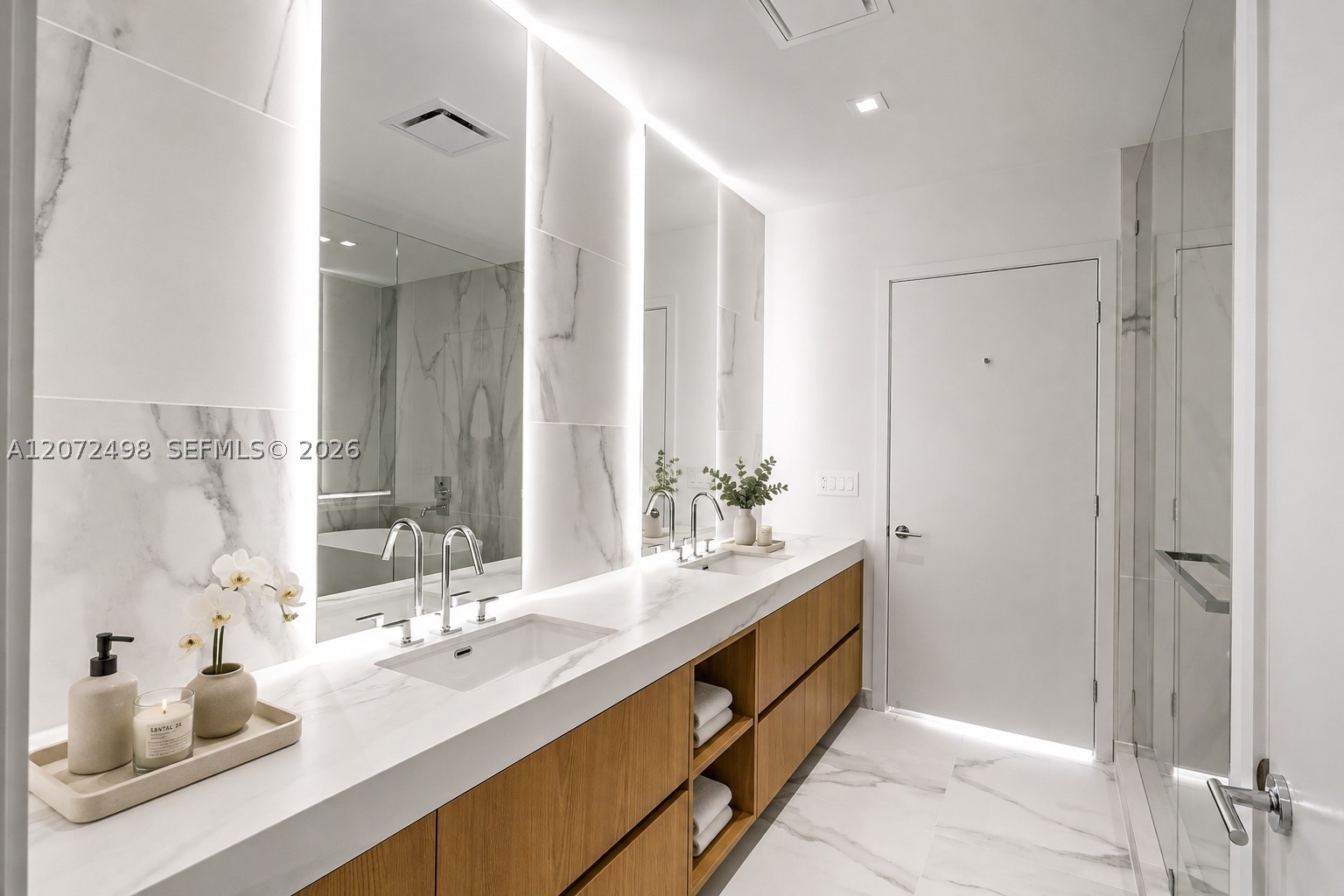 1400 Biscayne Blvd #4206, Miami FL 33132