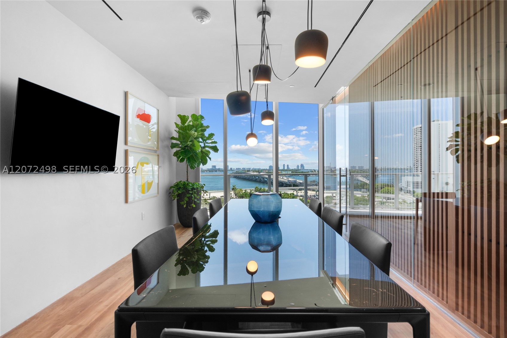 1400 Biscayne Blvd #4206, Miami FL 33132