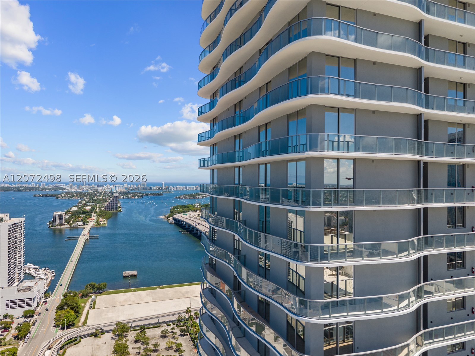 1400 Biscayne Blvd #4206, Miami FL 33132