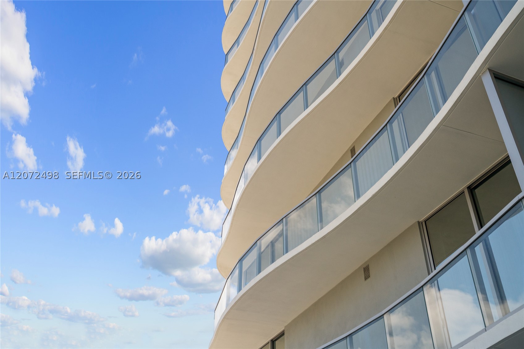 1400 Biscayne Blvd #4206, Miami FL 33132