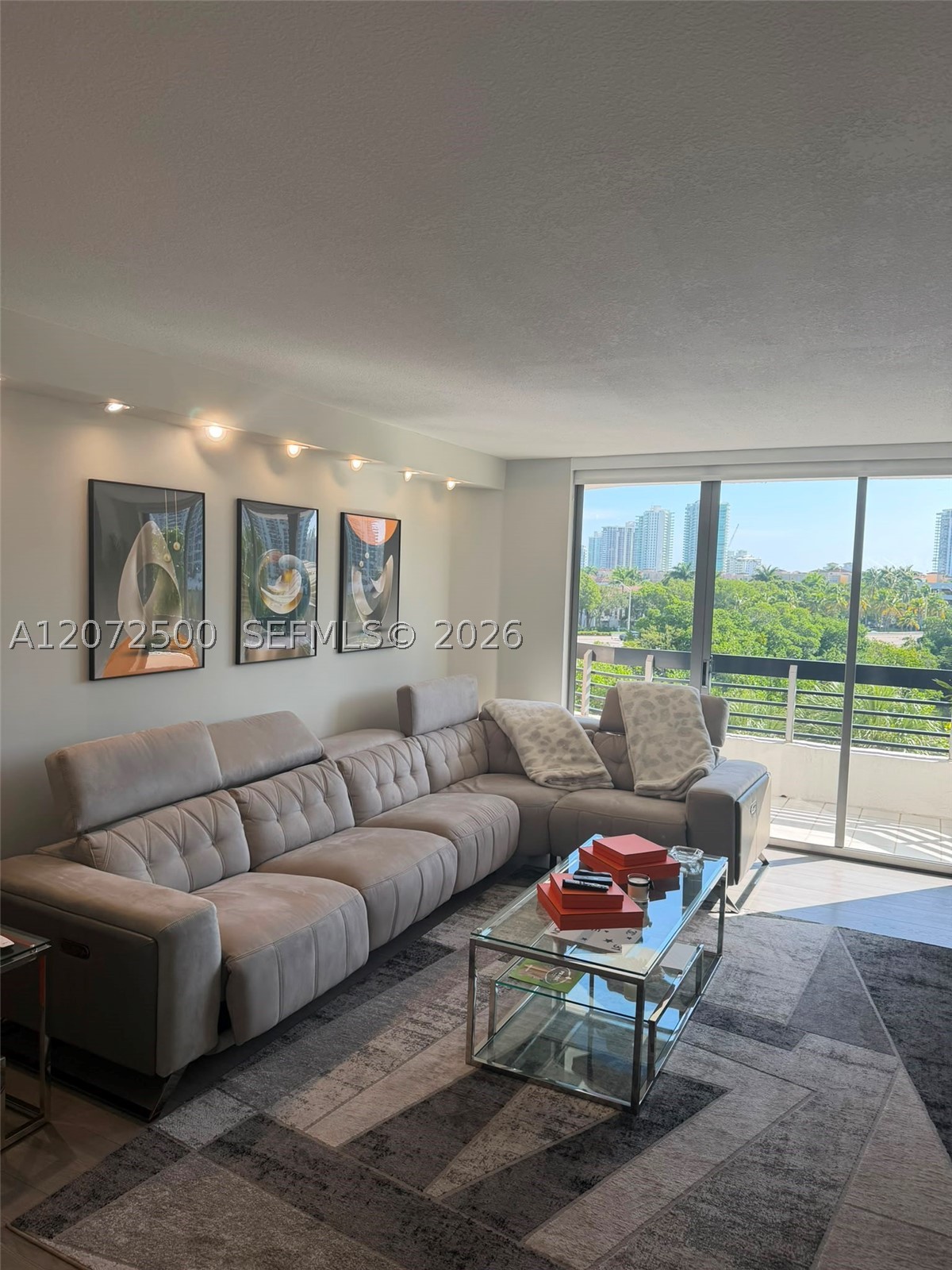 3400 NE 192nd St #511, Aventura FL 33180
