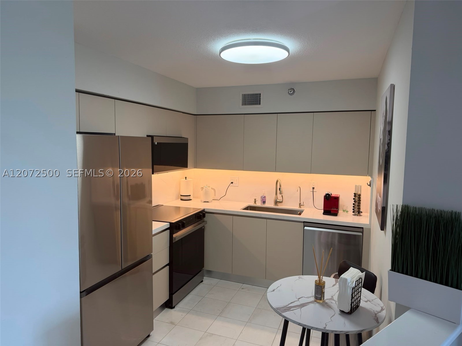3400 NE 192nd St #511, Aventura FL 33180