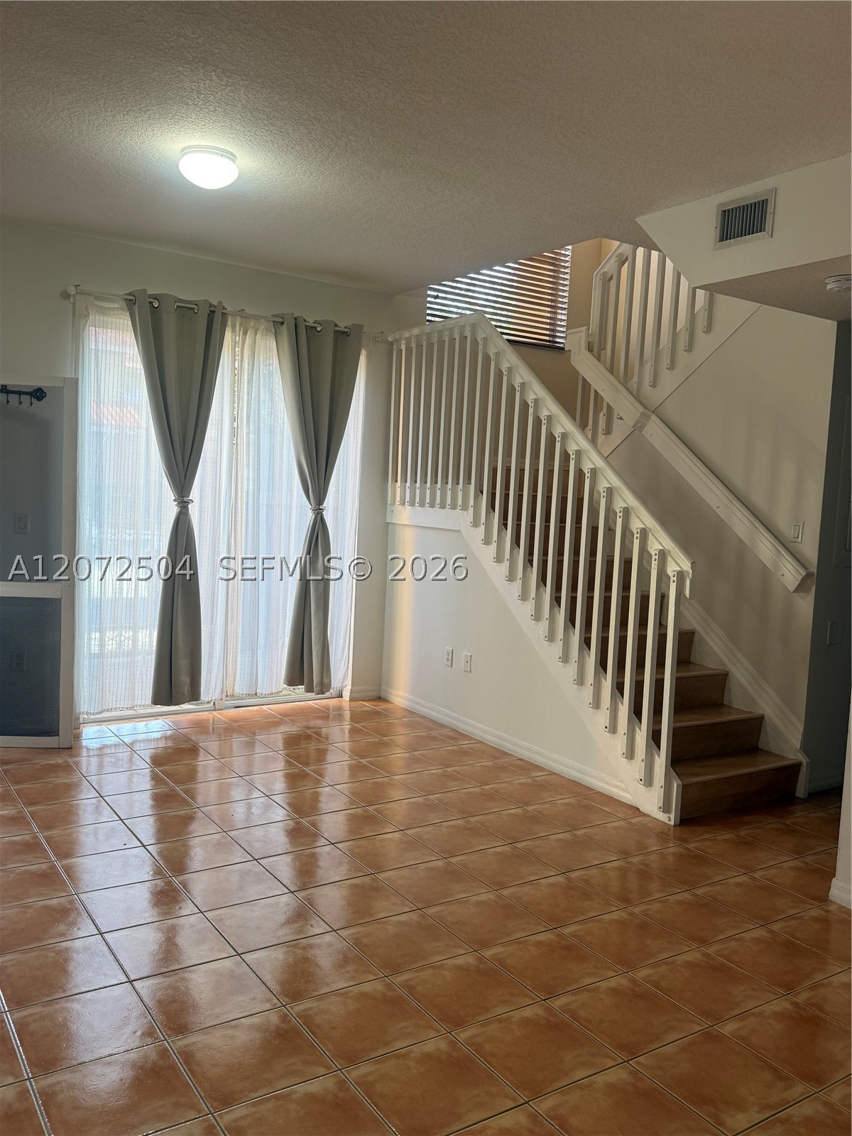 Pembroke Pines FL 33025 - A12072504