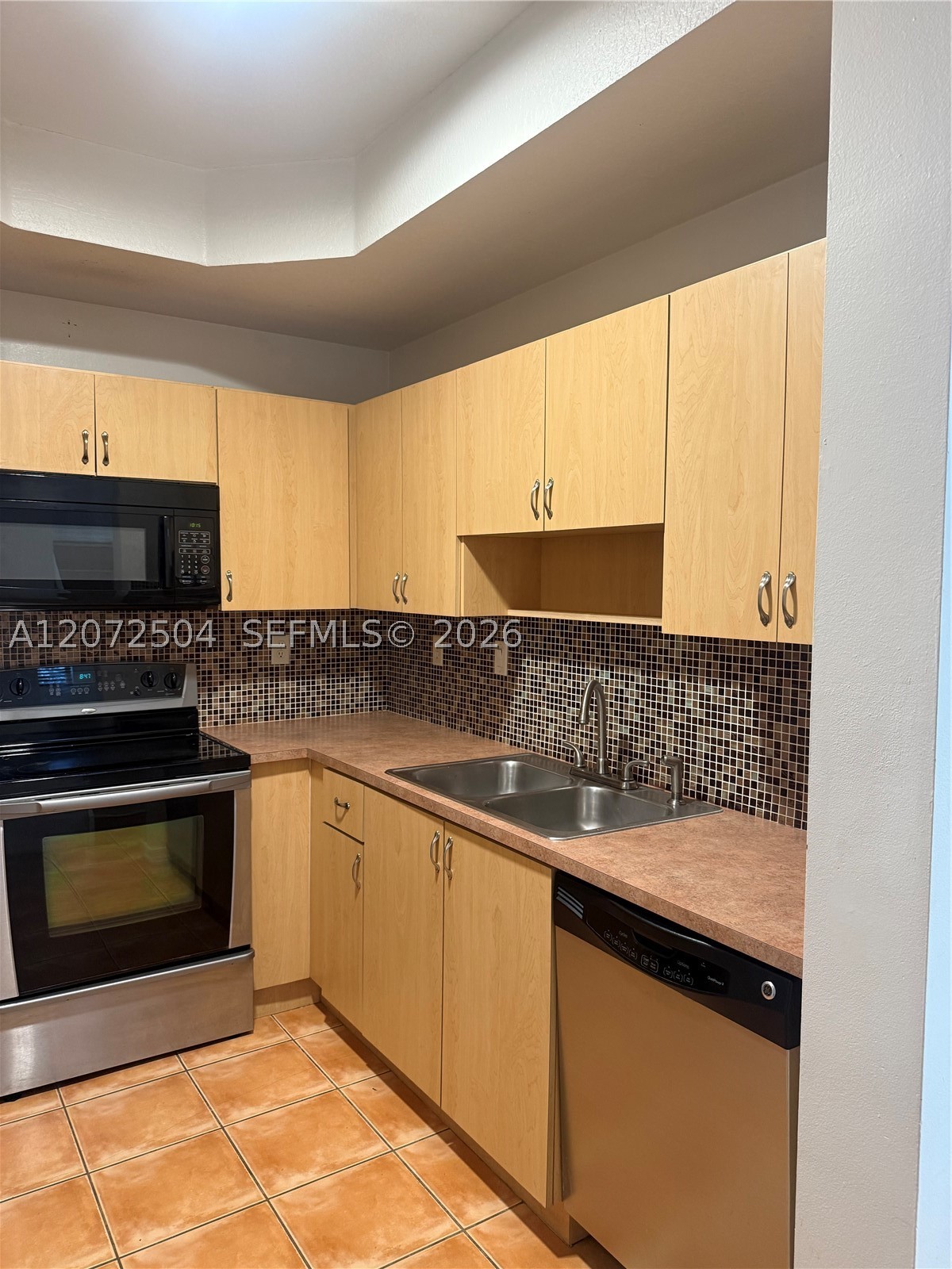 Pembroke Pines FL 33025 - A12072504