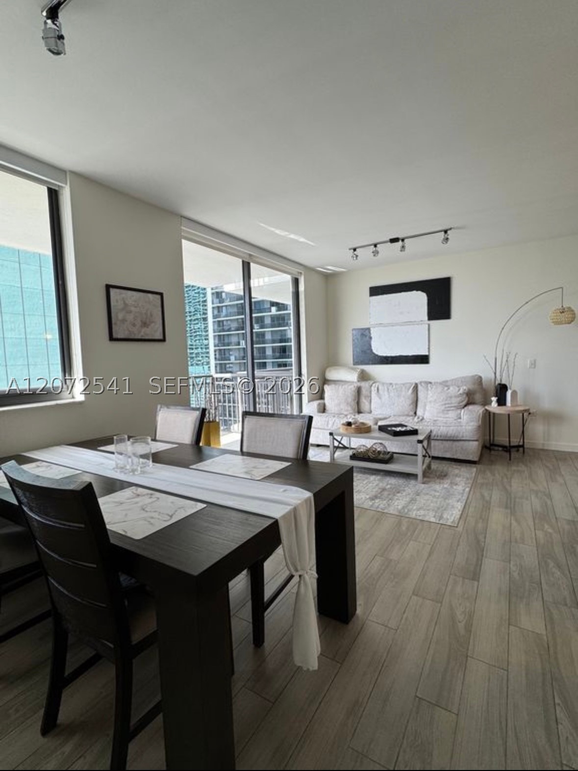 999 SW 1st Ave #1814, Miami FL 33130