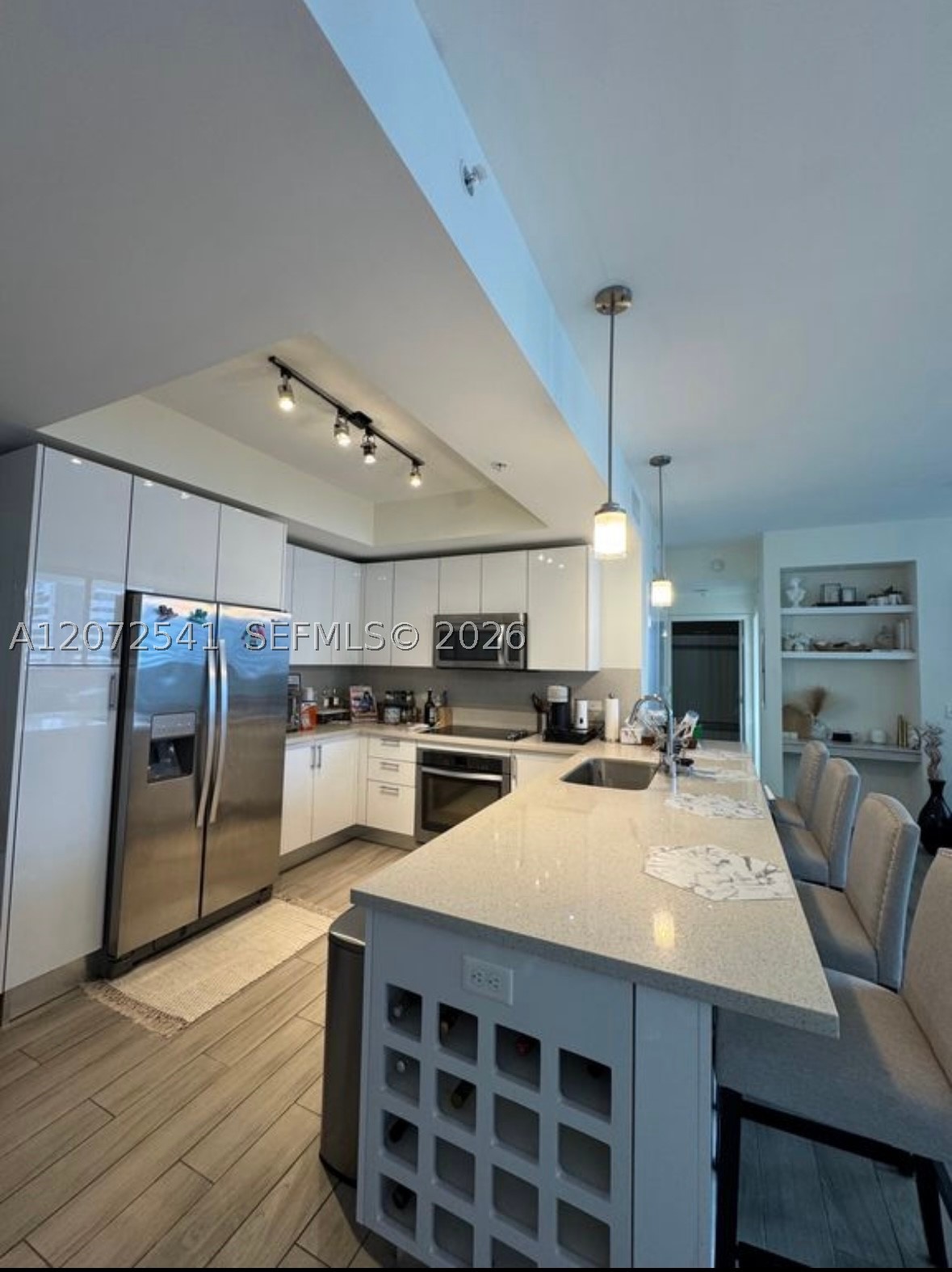 999 SW 1st Ave #1814, Miami FL 33130