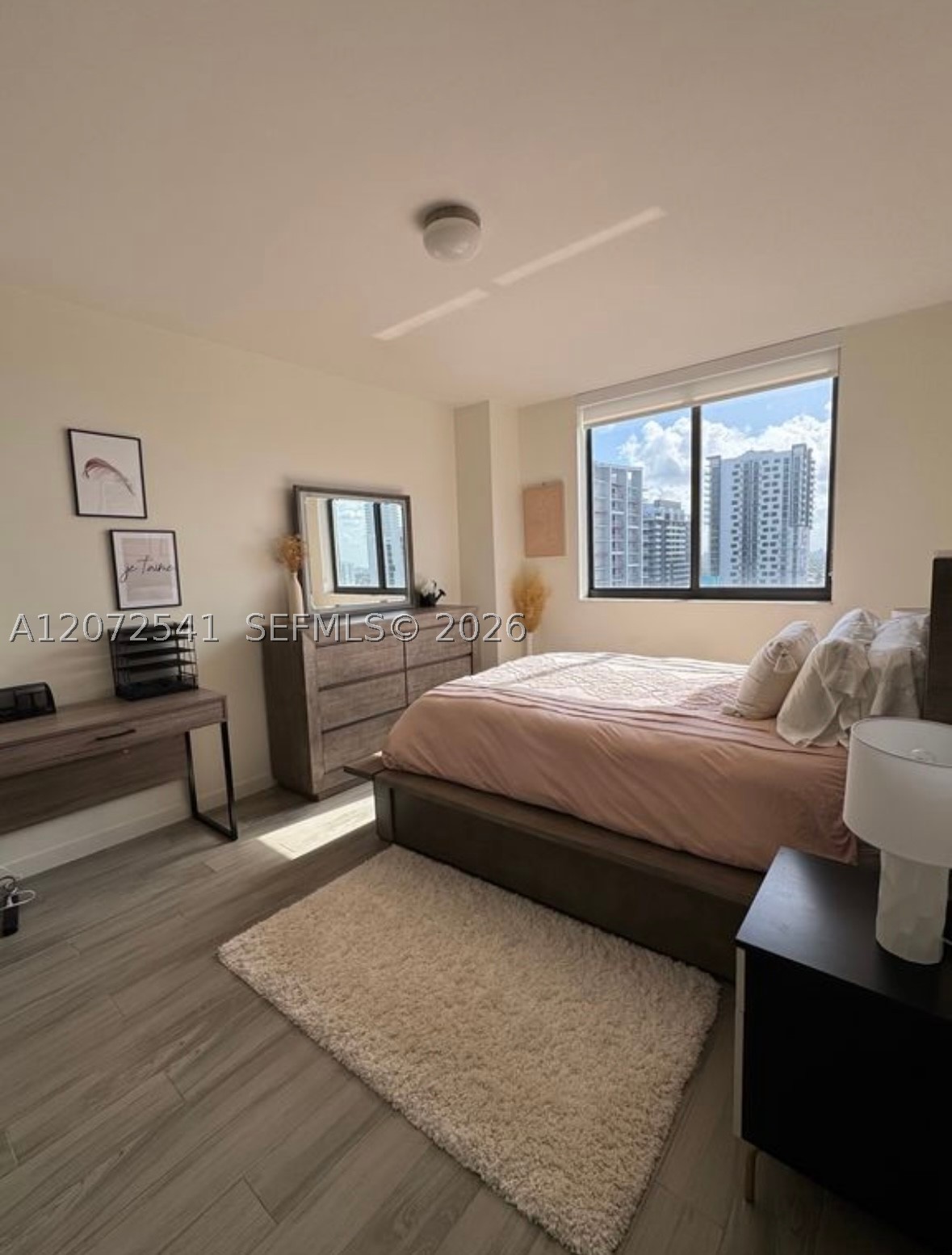 999 SW 1st Ave #1814, Miami FL 33130