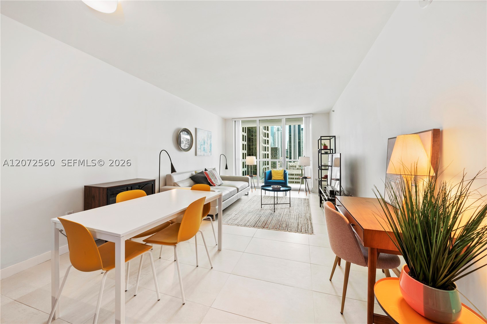 55 SE 6th St #1708, Miami FL 33131