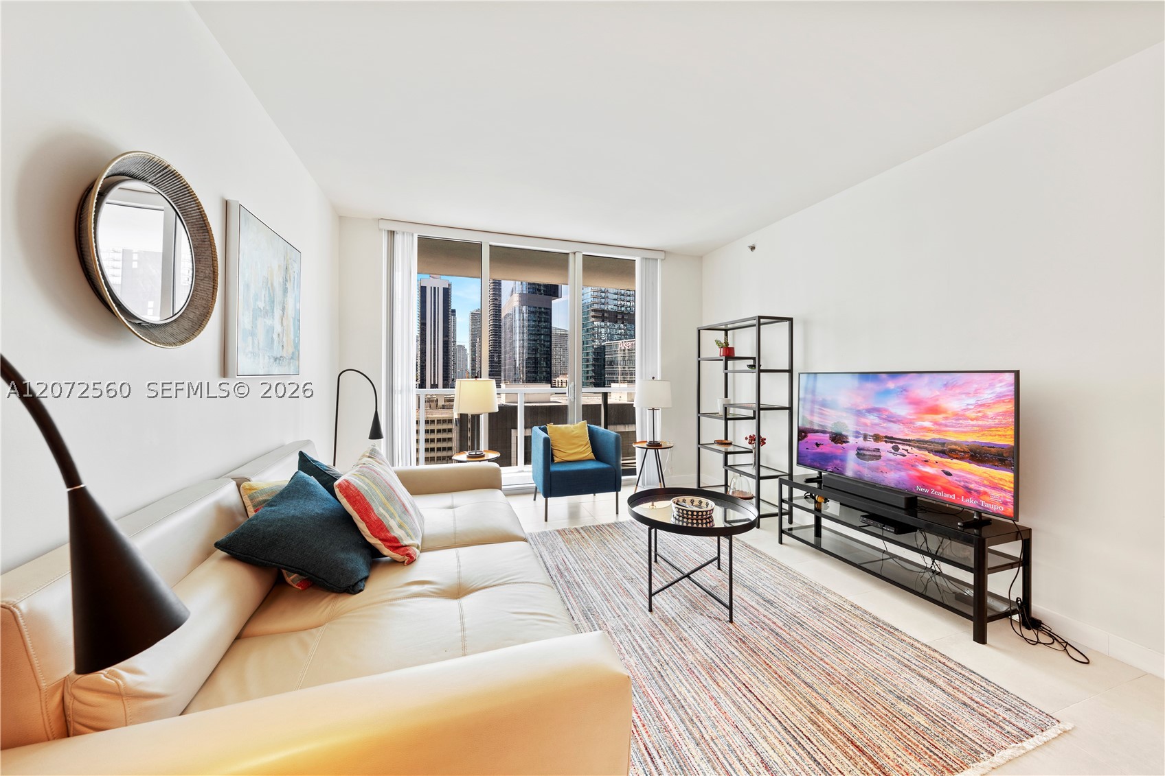 55 SE 6th St #1708, Miami FL 33131