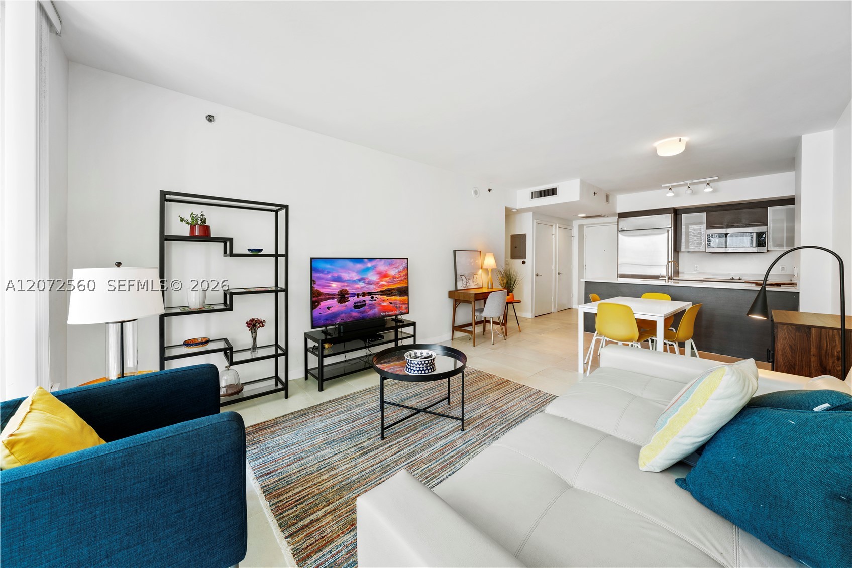 55 SE 6th St #1708, Miami FL 33131
