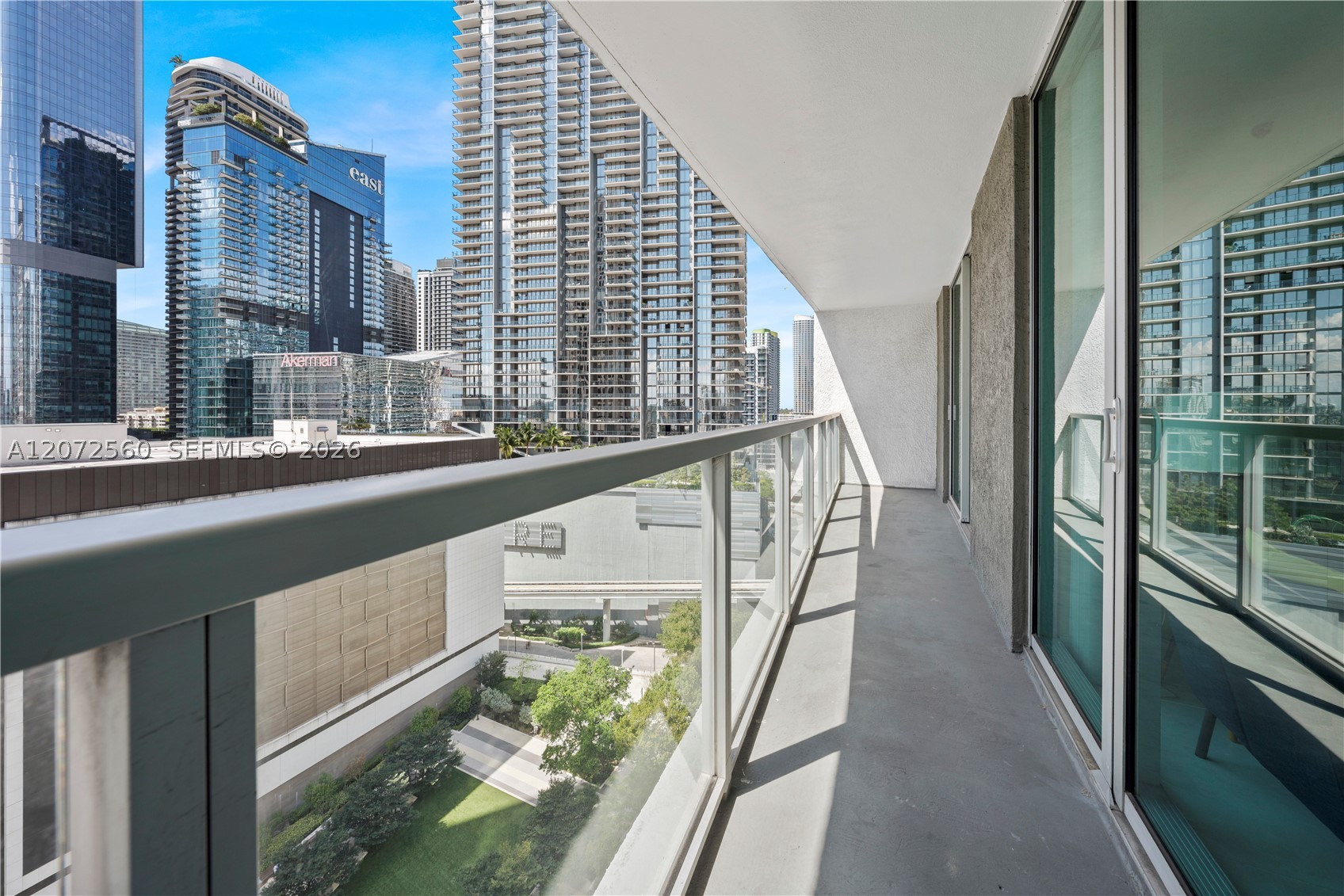 55 SE 6th St #1708, Miami FL 33131