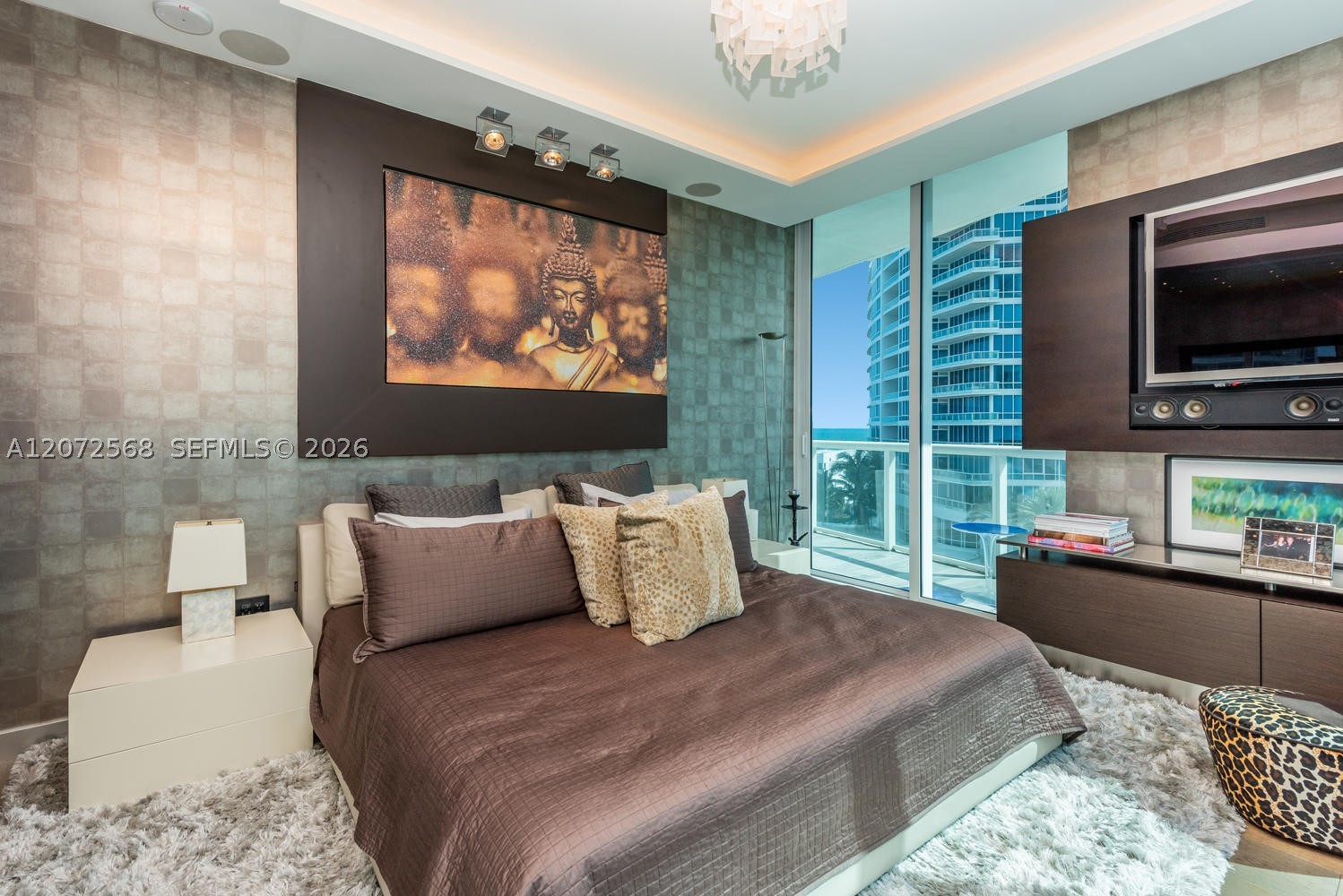 50 S Pointe Dr #905, Miami Beach FL 33139