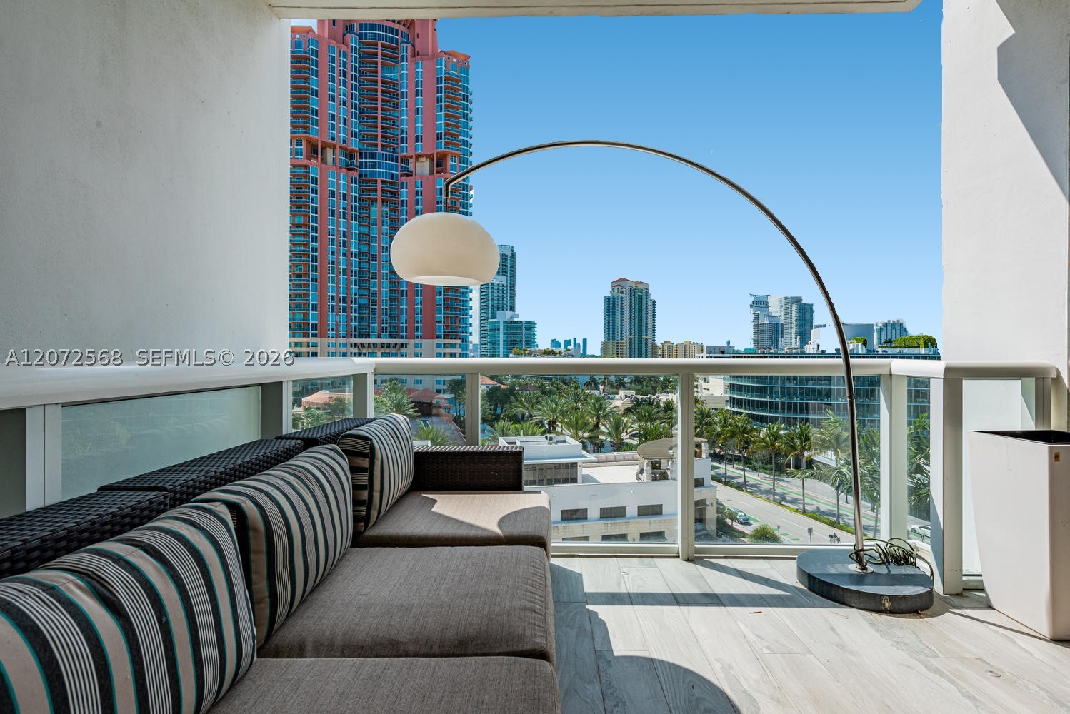 50 S Pointe Dr #905, Miami Beach FL 33139