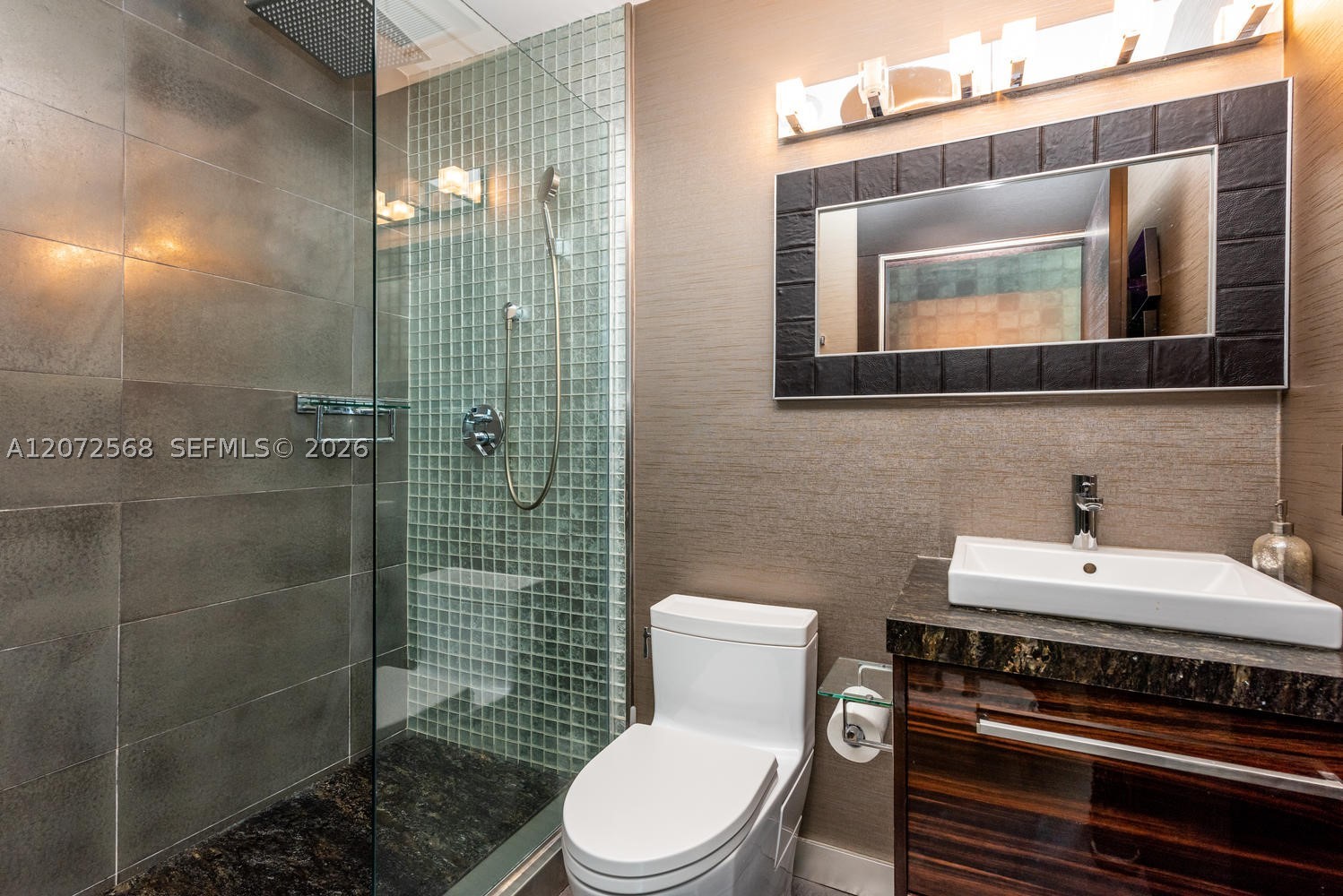 50 S Pointe Dr #905, Miami Beach FL 33139
