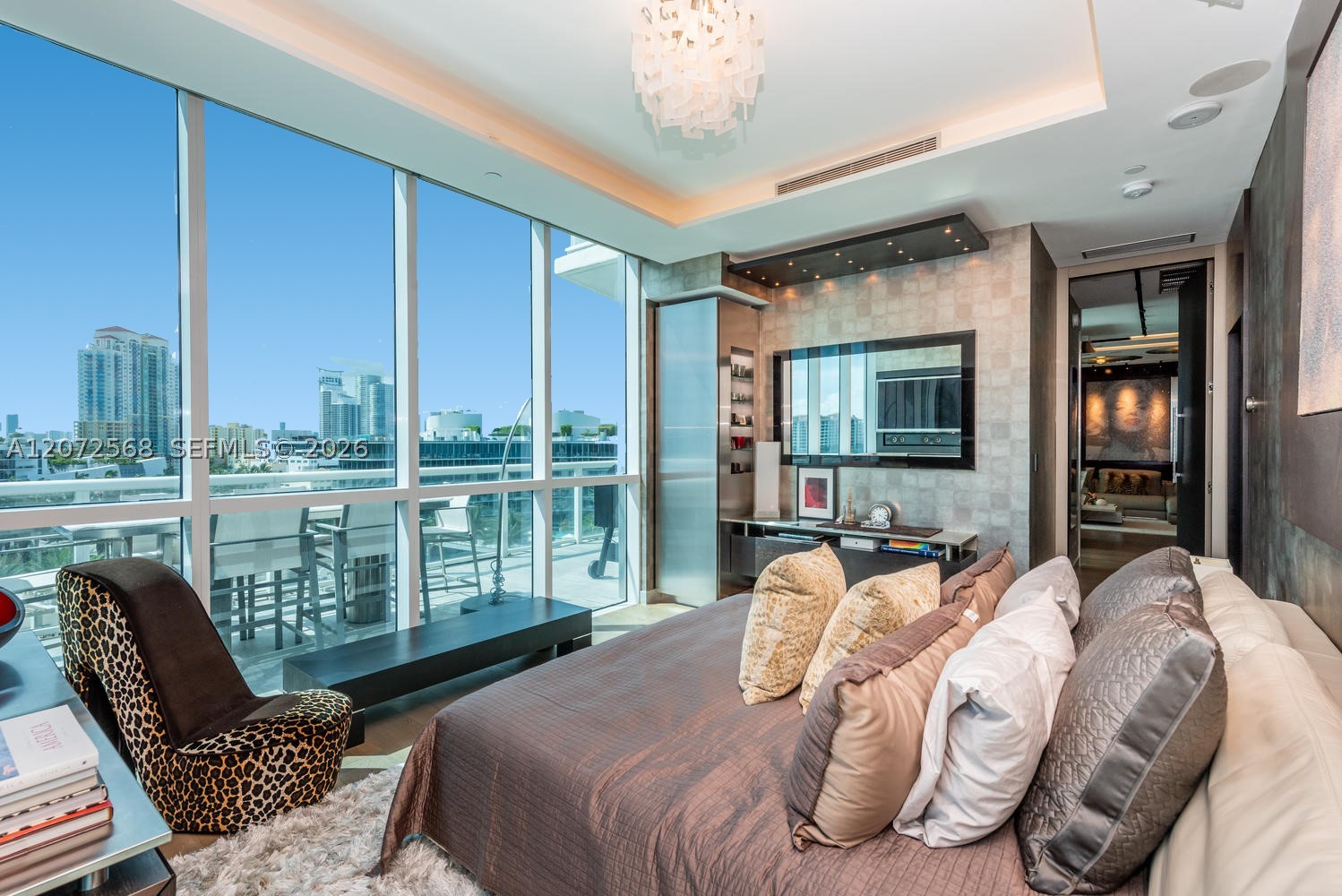 50 S Pointe Dr #905, Miami Beach FL 33139