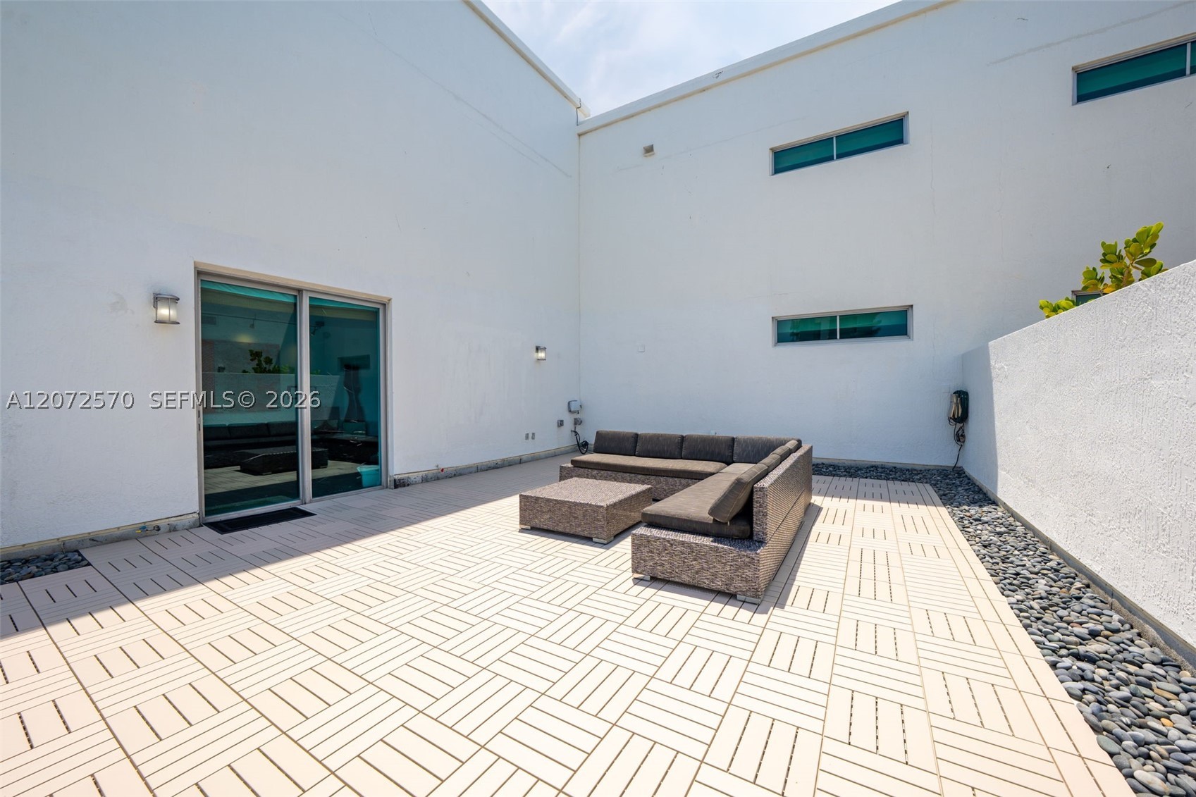 110 Washington Ave #1709, Miami Beach FL 33139