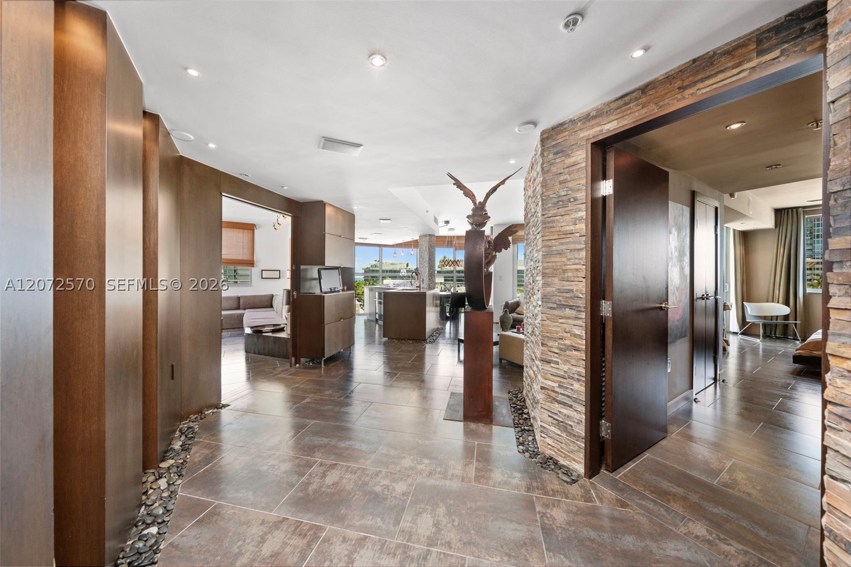 110 Washington Ave #1709, Miami Beach FL 33139