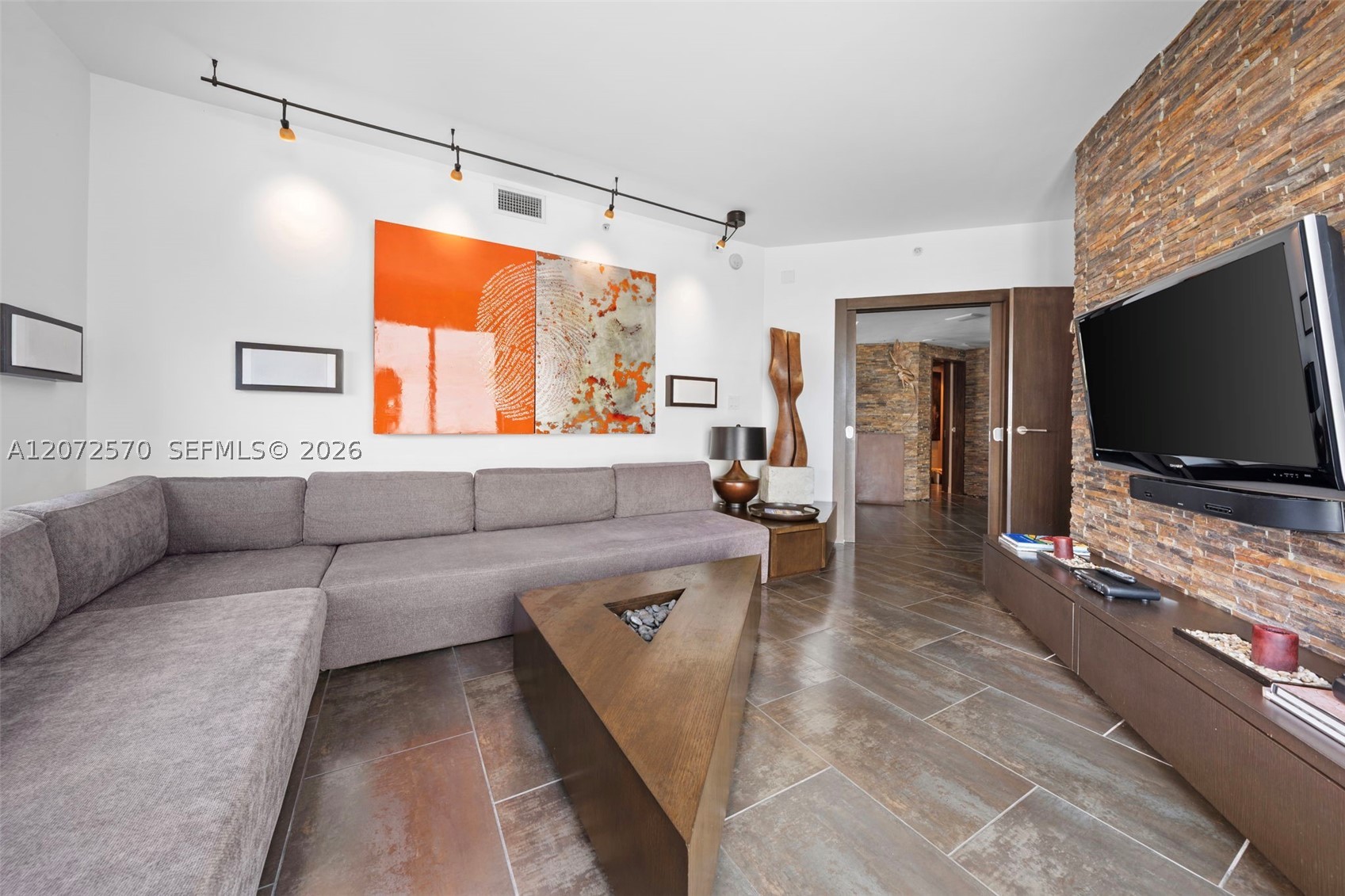 110 Washington Ave #1709, Miami Beach FL 33139