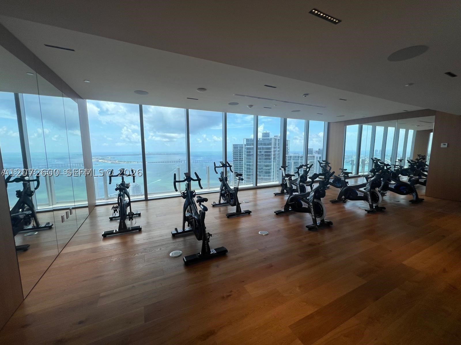 300 Biscayne Boulevard Way #1805W, Miami FL 33131