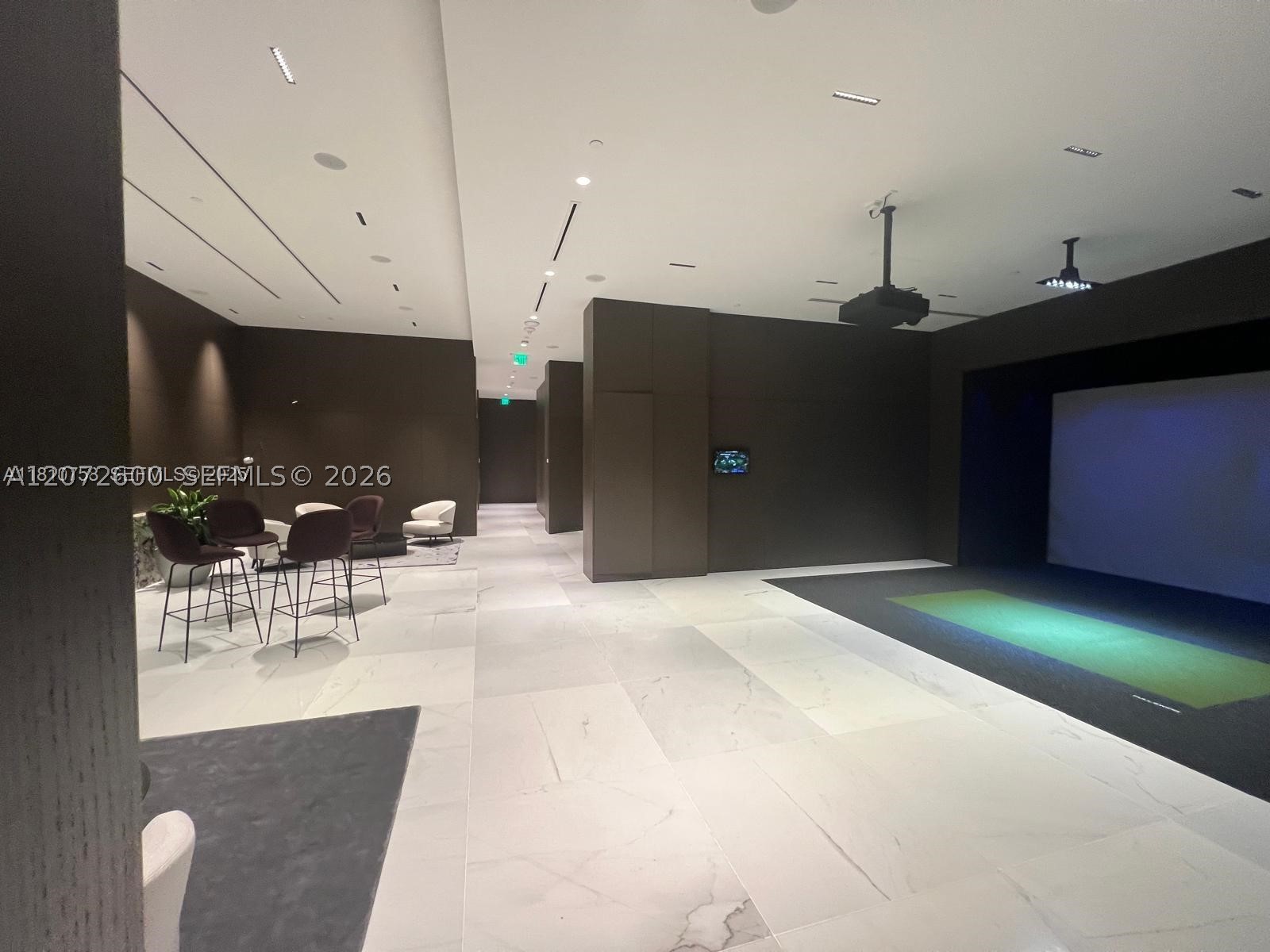300 Biscayne Boulevard Way #1805W, Miami FL 33131