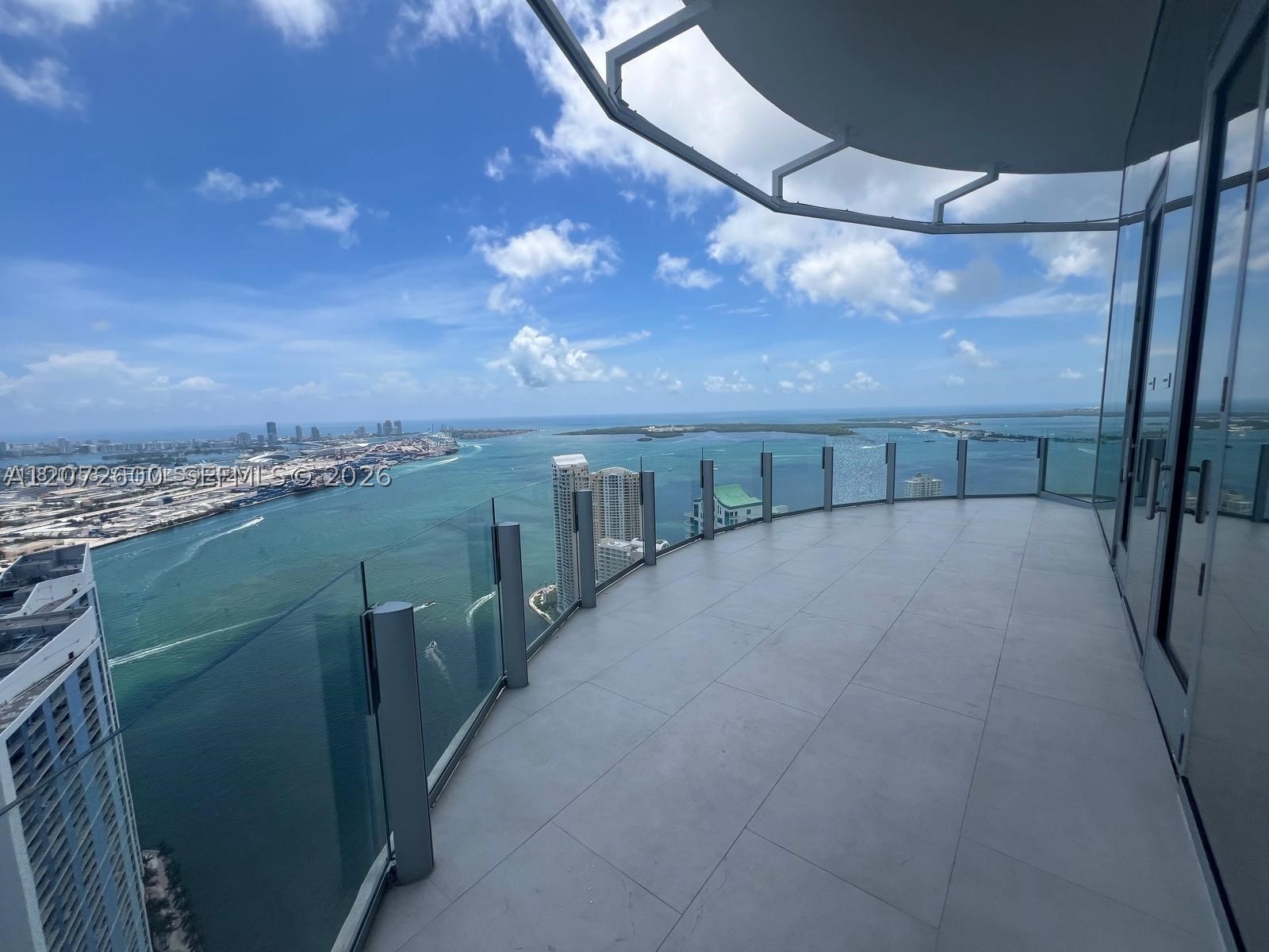 300 Biscayne Boulevard Way #1805W, Miami FL 33131