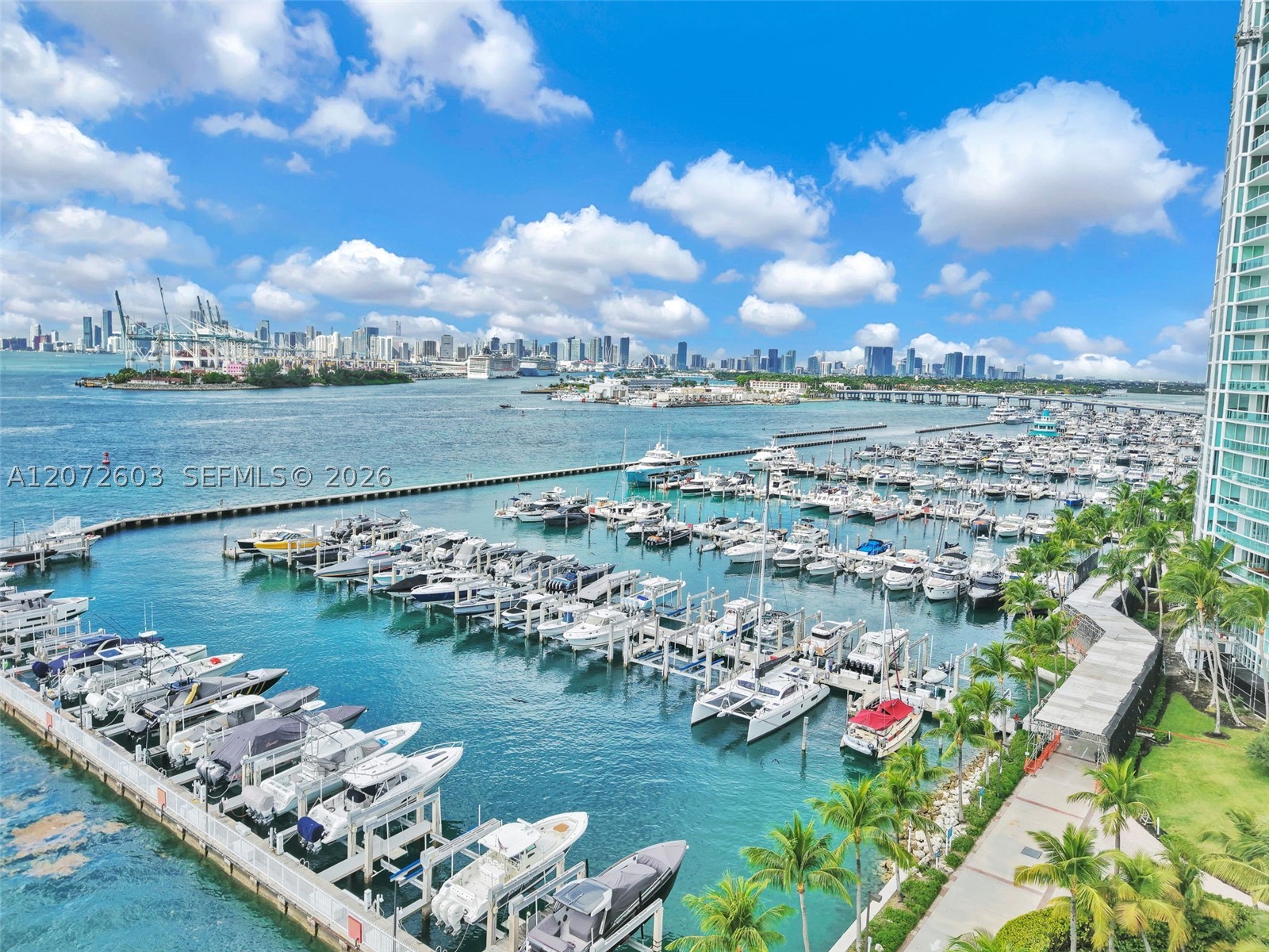 1000 S Pointe Dr #1706, Miami Beach FL 33139