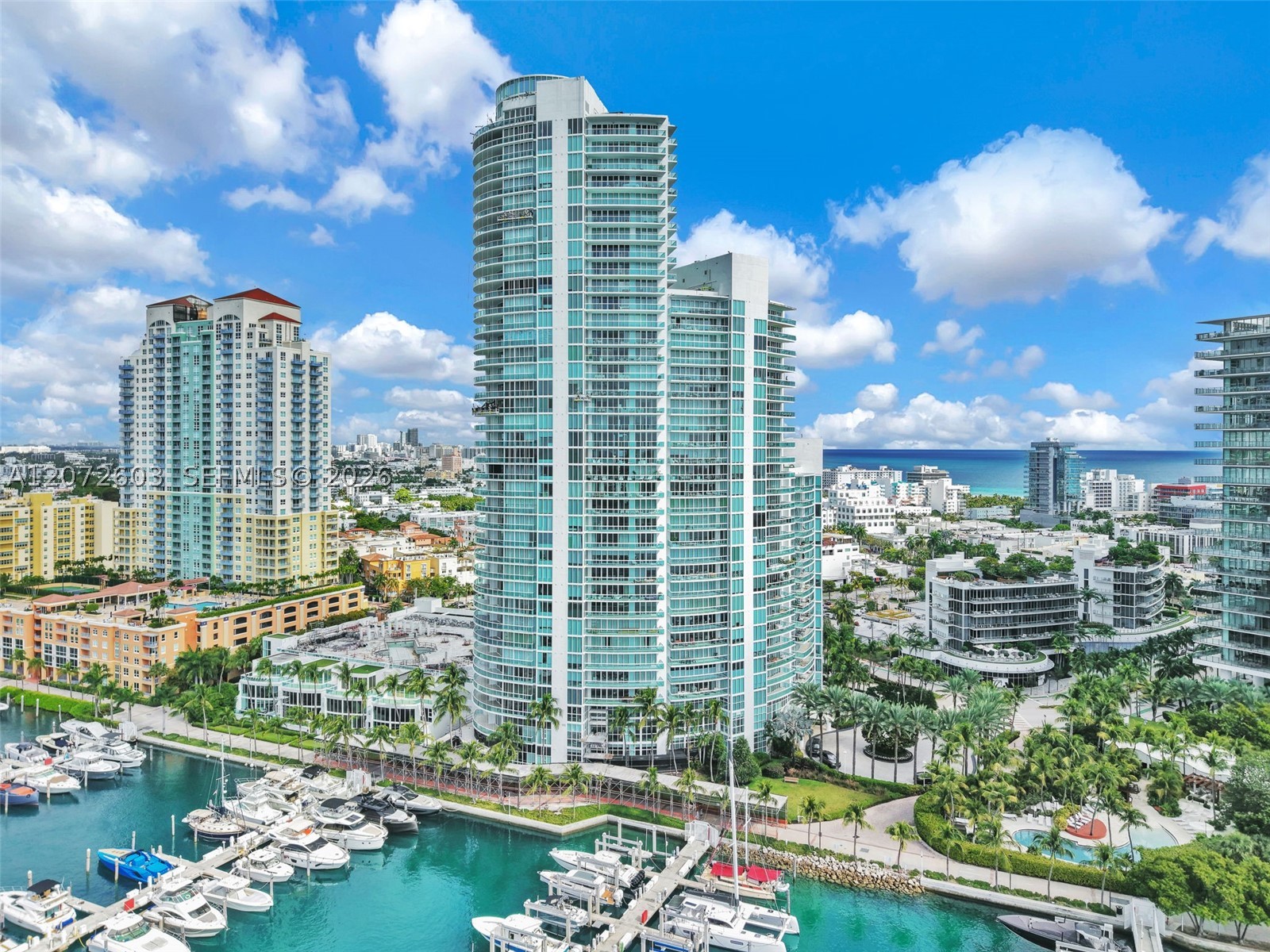 1000 S Pointe Dr #1706, Miami Beach FL 33139