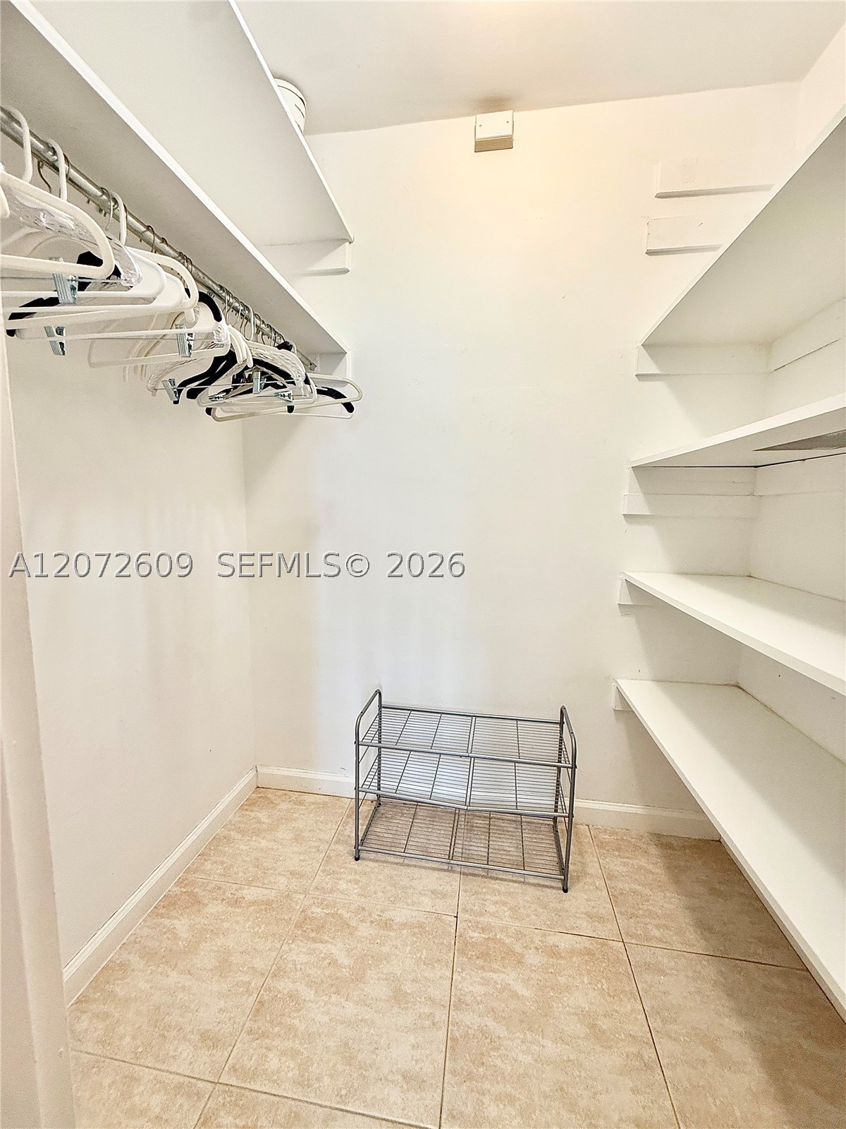 5161 Collins Ave #1612, Miami Beach FL 33140